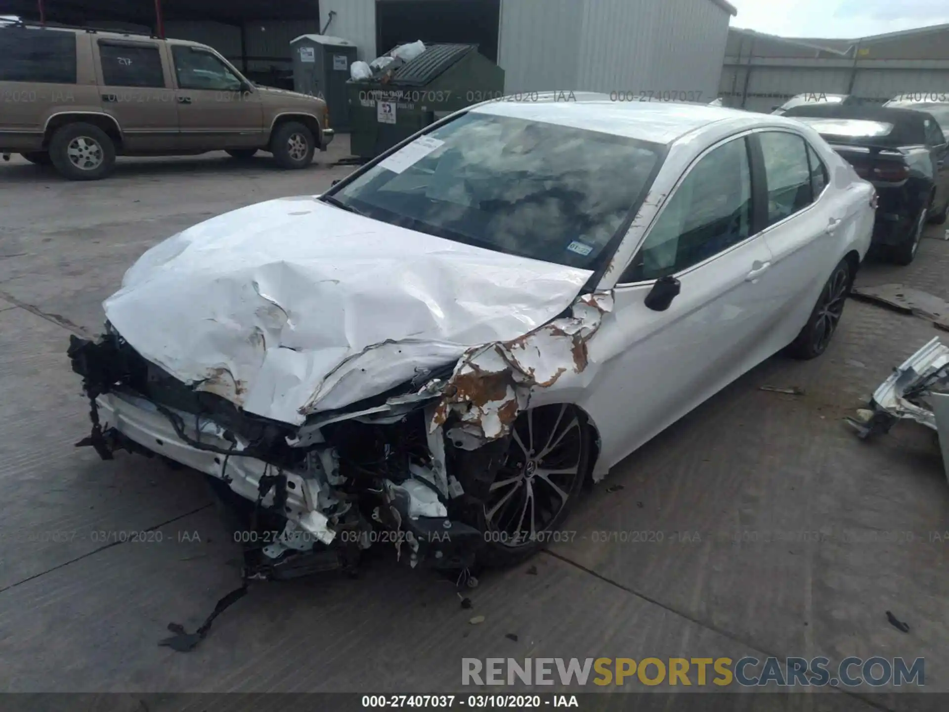 2 Photograph of a damaged car 4T1G11AK1LU343782 TOYOTA CAMRY 2020