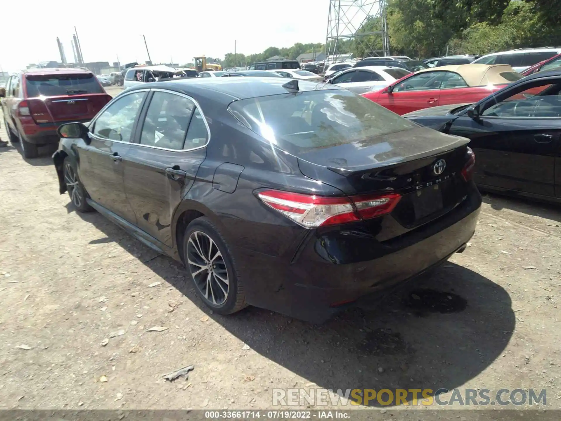 3 Photograph of a damaged car 4T1G11AK1LU345256 TOYOTA CAMRY 2020