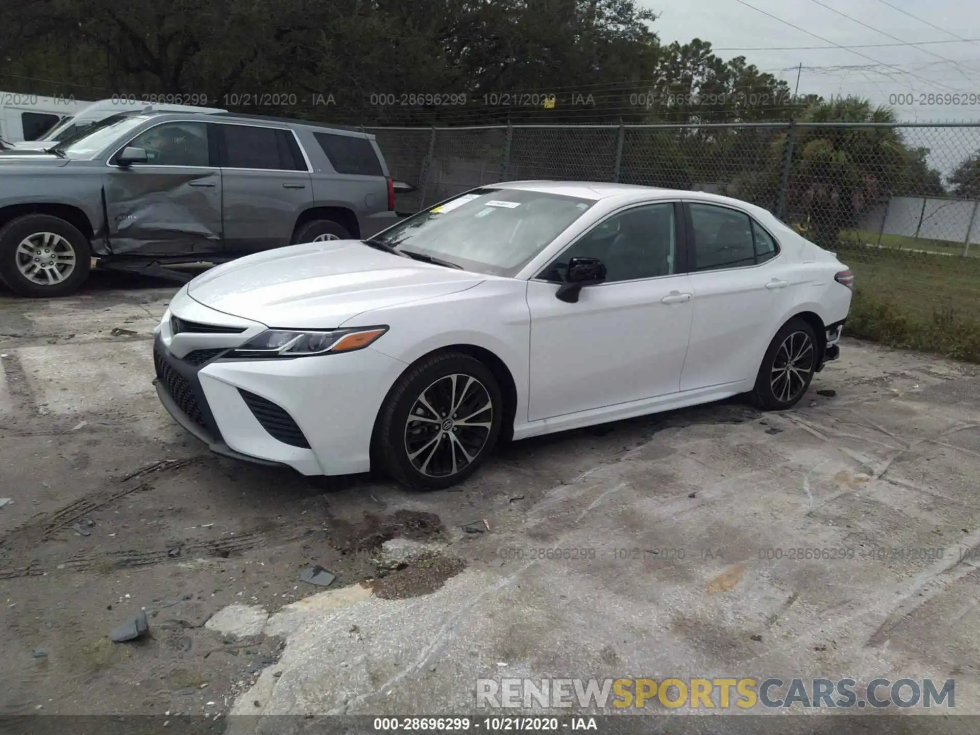 2 Photograph of a damaged car 4T1G11AK1LU345466 TOYOTA CAMRY 2020