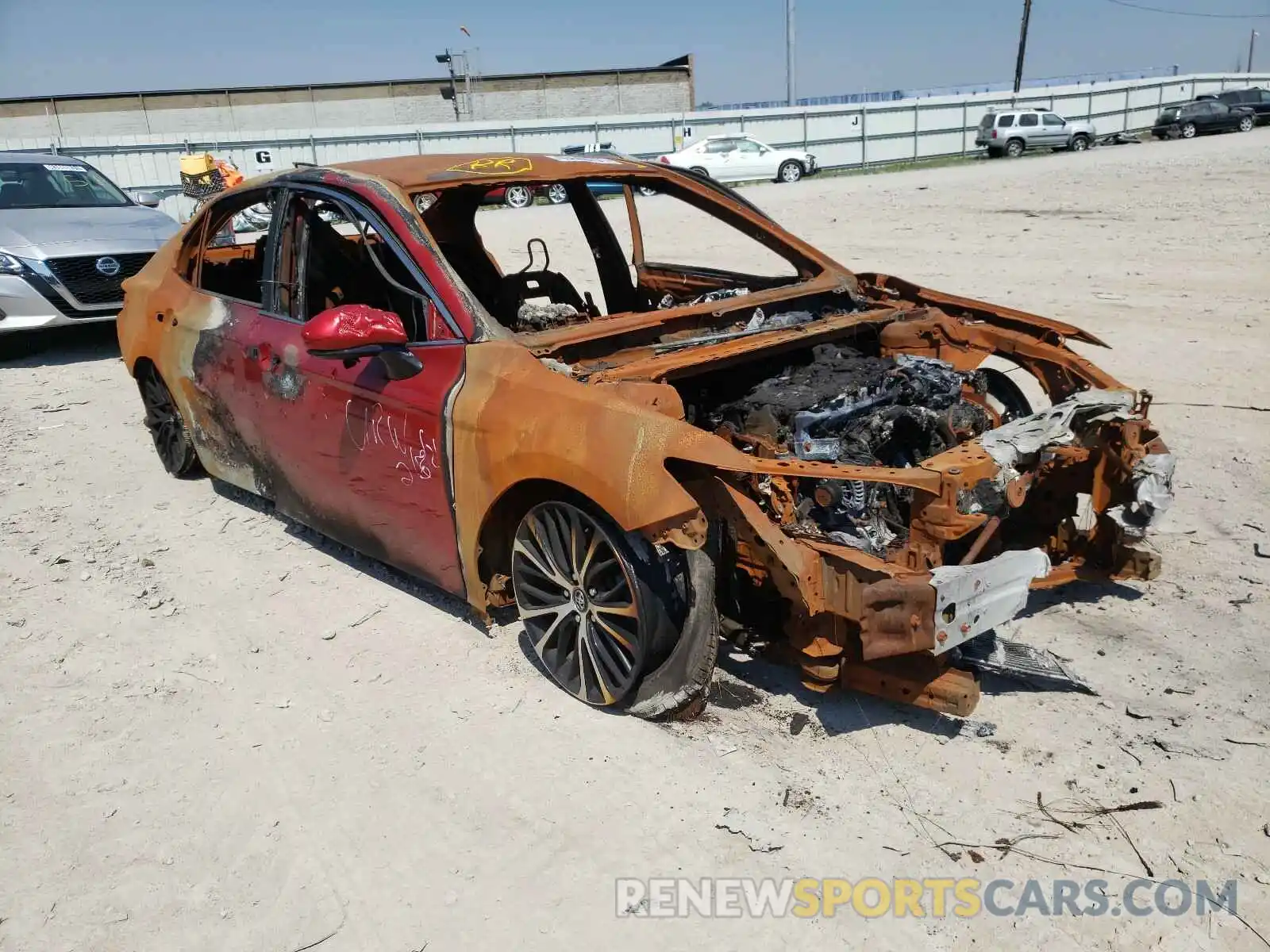 1 Photograph of a damaged car 4T1G11AK1LU346312 TOYOTA CAMRY 2020