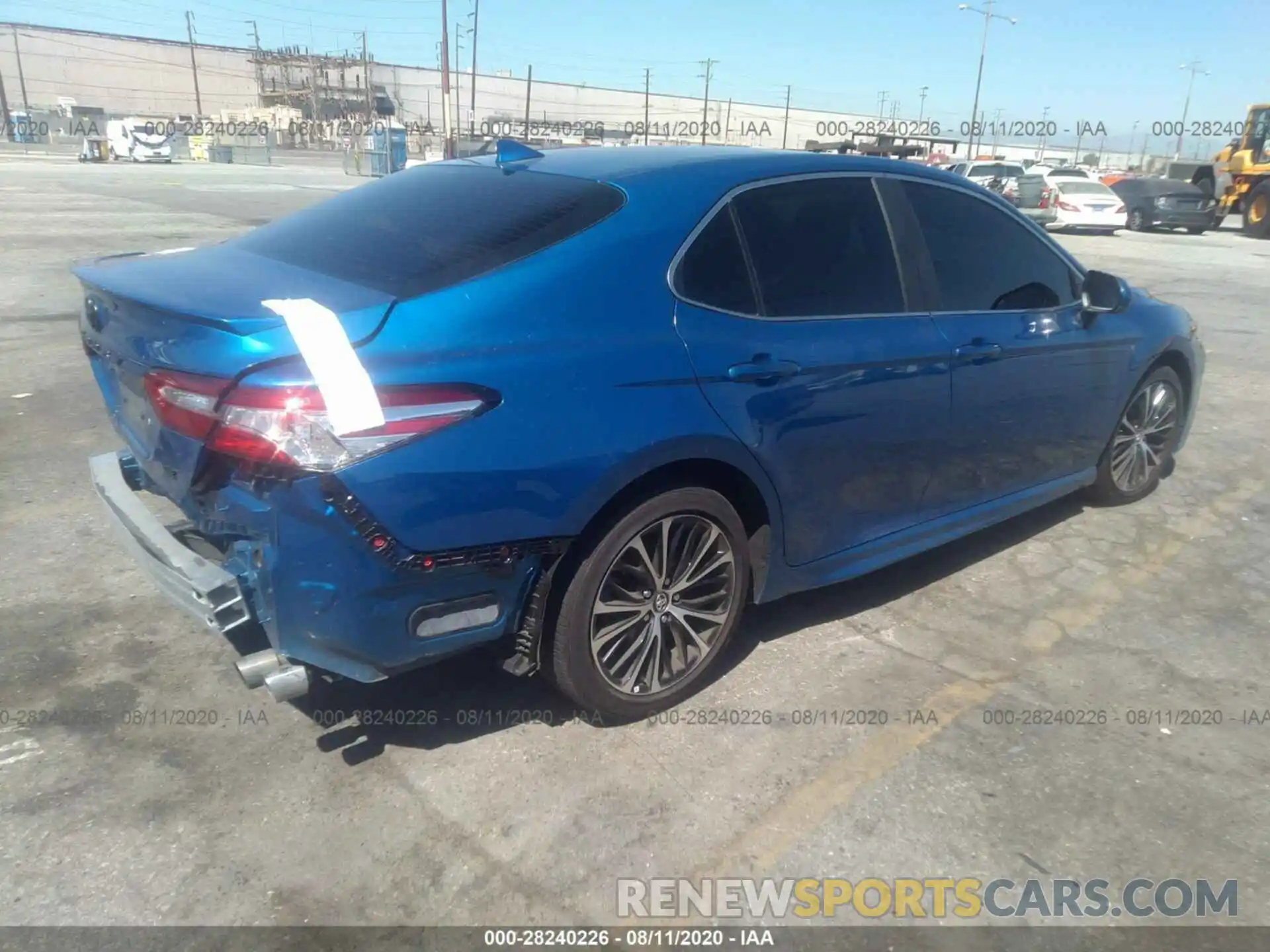 4 Photograph of a damaged car 4T1G11AK1LU346861 TOYOTA CAMRY 2020