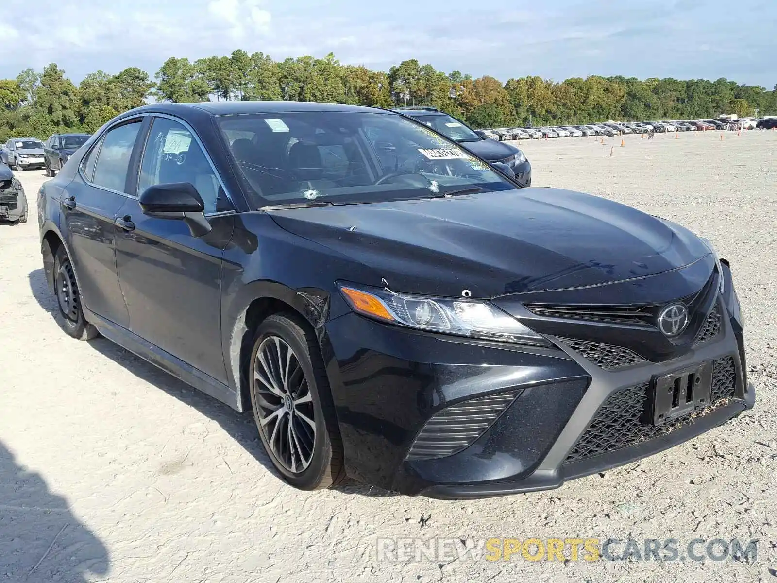 1 Photograph of a damaged car 4T1G11AK1LU348268 TOYOTA CAMRY 2020