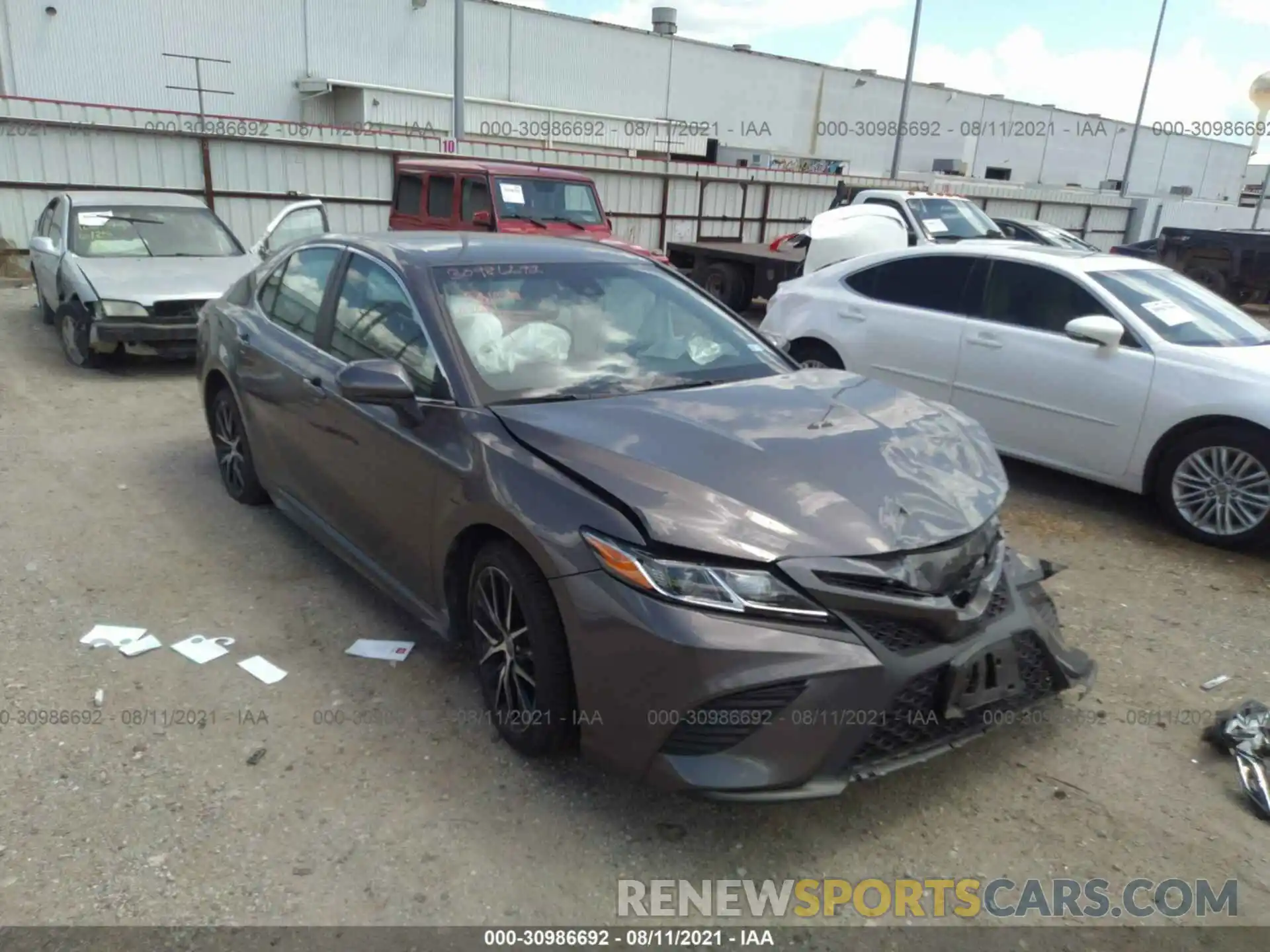 1 Photograph of a damaged car 4T1G11AK1LU351672 TOYOTA CAMRY 2020