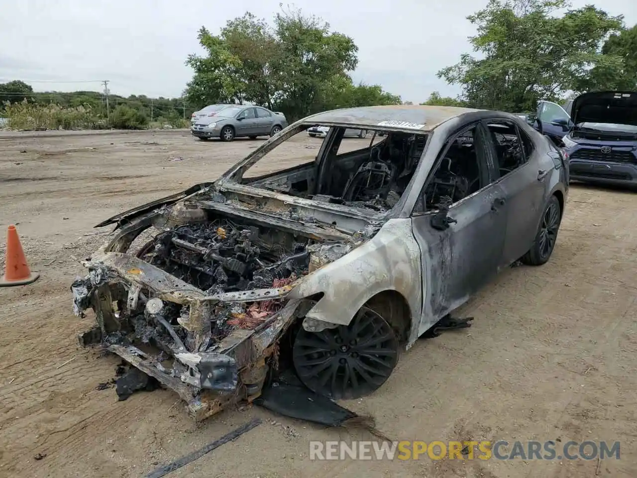 2 Photograph of a damaged car 4T1G11AK1LU357164 TOYOTA CAMRY 2020