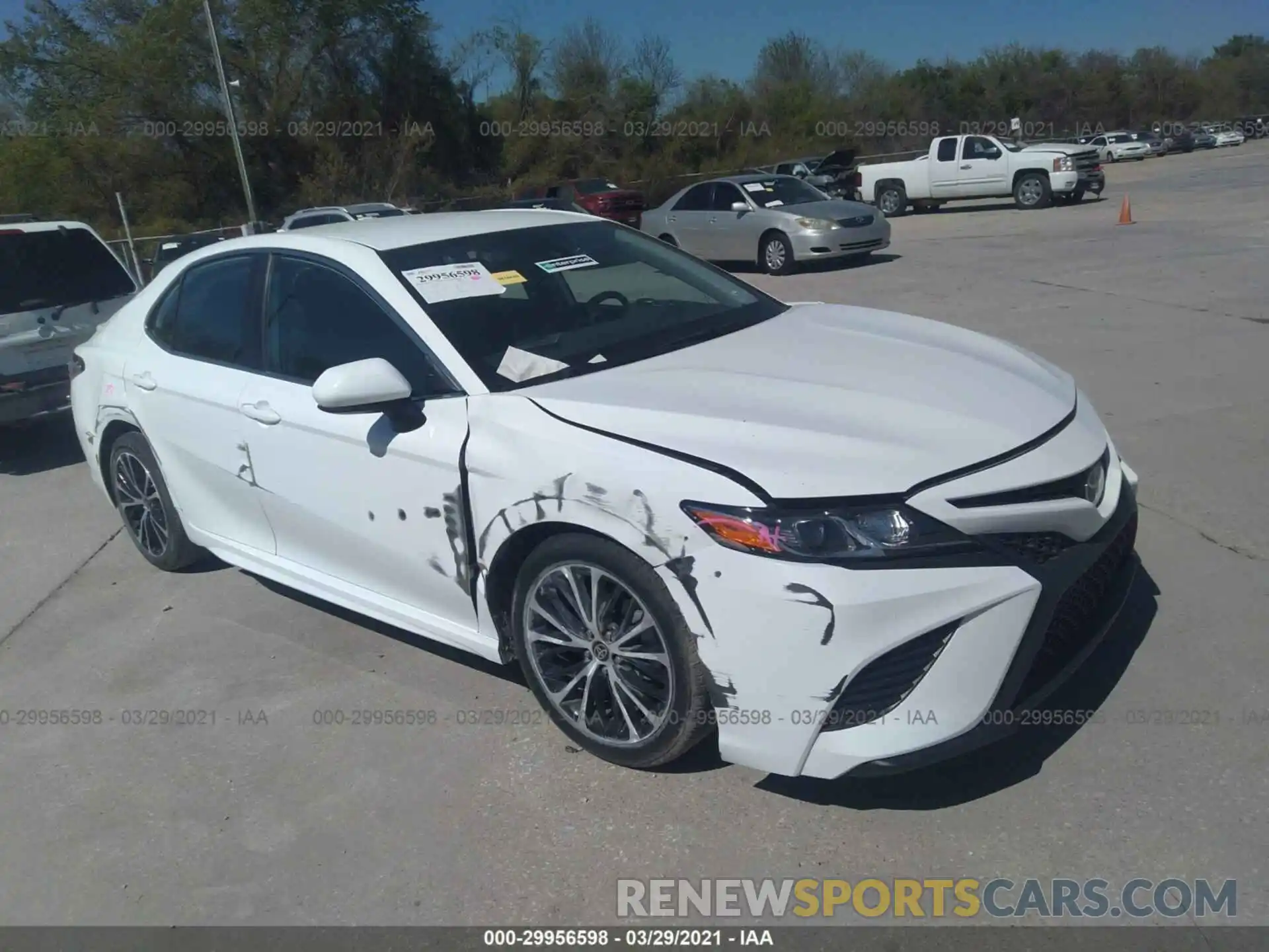 1 Photograph of a damaged car 4T1G11AK1LU357178 TOYOTA CAMRY 2020