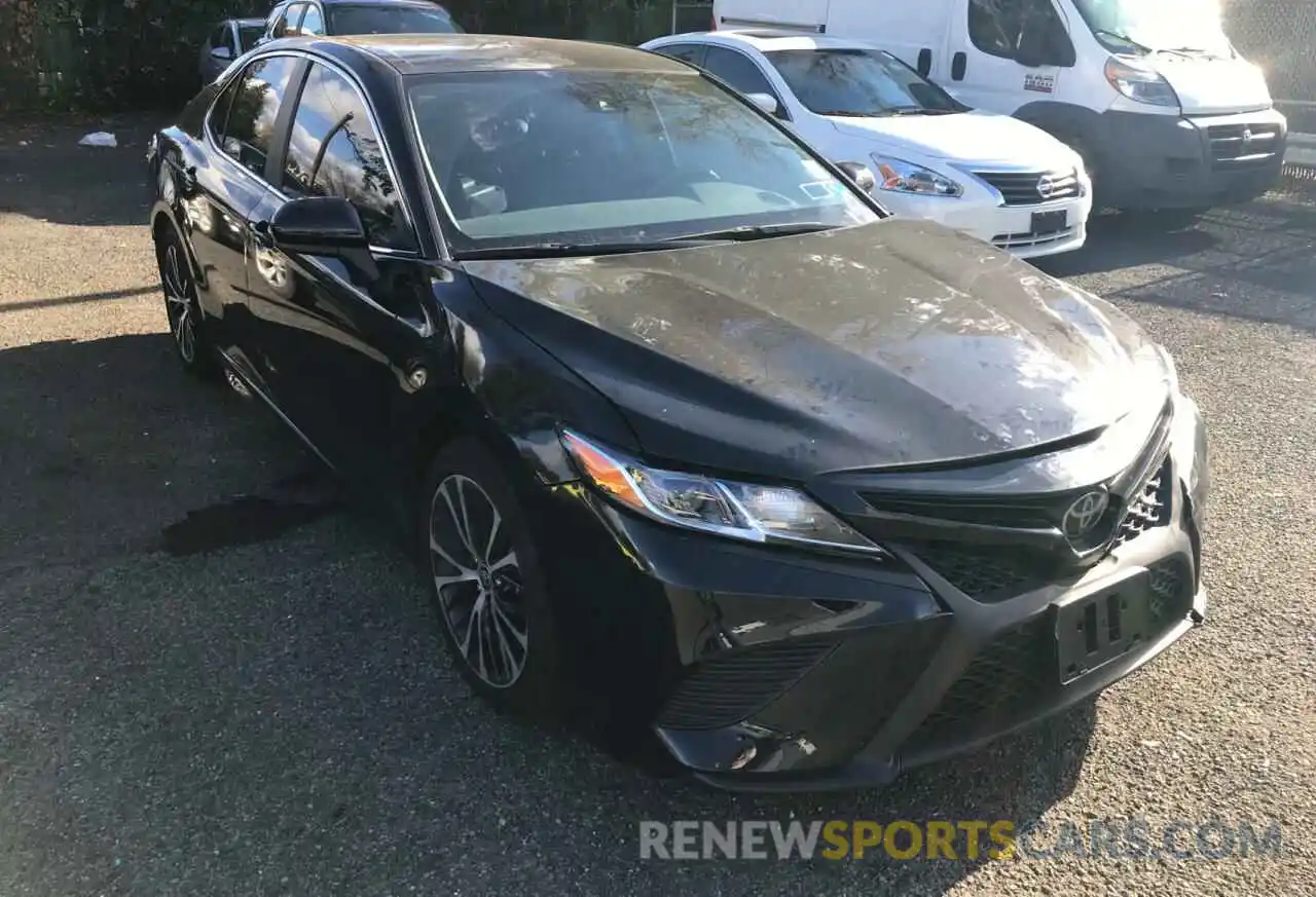 1 Photograph of a damaged car 4T1G11AK1LU358671 TOYOTA CAMRY 2020