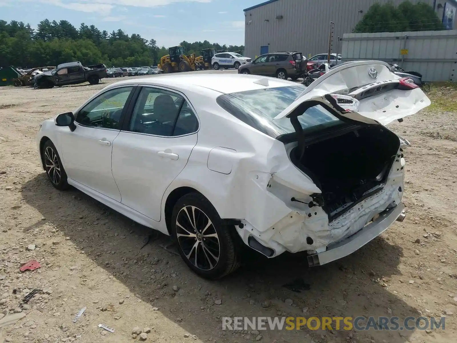 3 Photograph of a damaged car 4T1G11AK1LU359349 TOYOTA CAMRY 2020