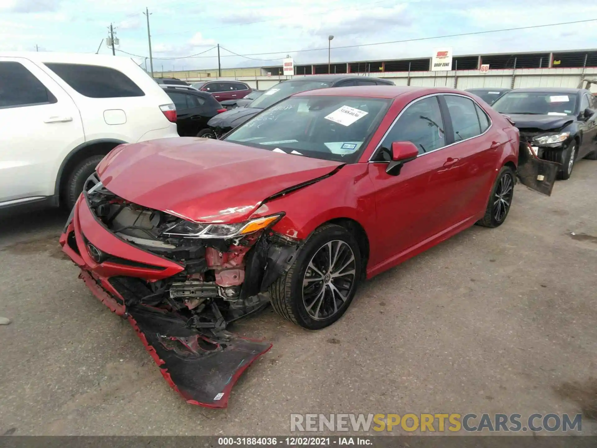 2 Photograph of a damaged car 4T1G11AK1LU360663 TOYOTA CAMRY 2020