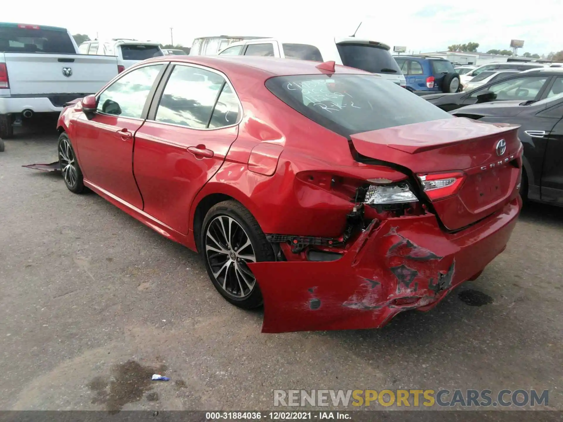 3 Photograph of a damaged car 4T1G11AK1LU360663 TOYOTA CAMRY 2020