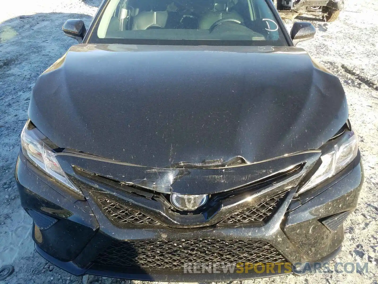 7 Photograph of a damaged car 4T1G11AK1LU368309 TOYOTA CAMRY 2020