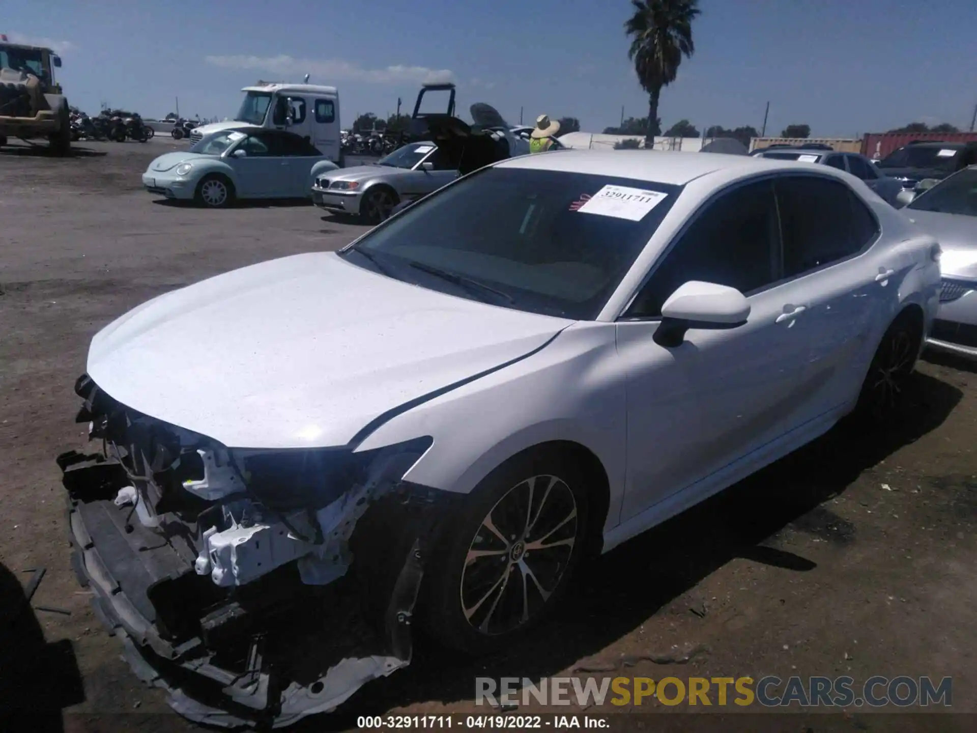 2 Photograph of a damaged car 4T1G11AK1LU373736 TOYOTA CAMRY 2020