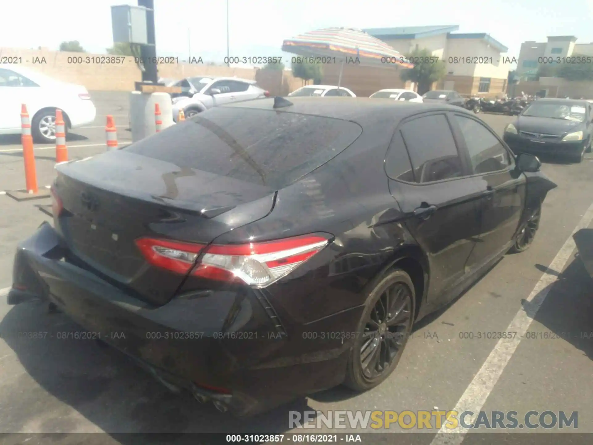 4 Photograph of a damaged car 4T1G11AK1LU382985 TOYOTA CAMRY 2020