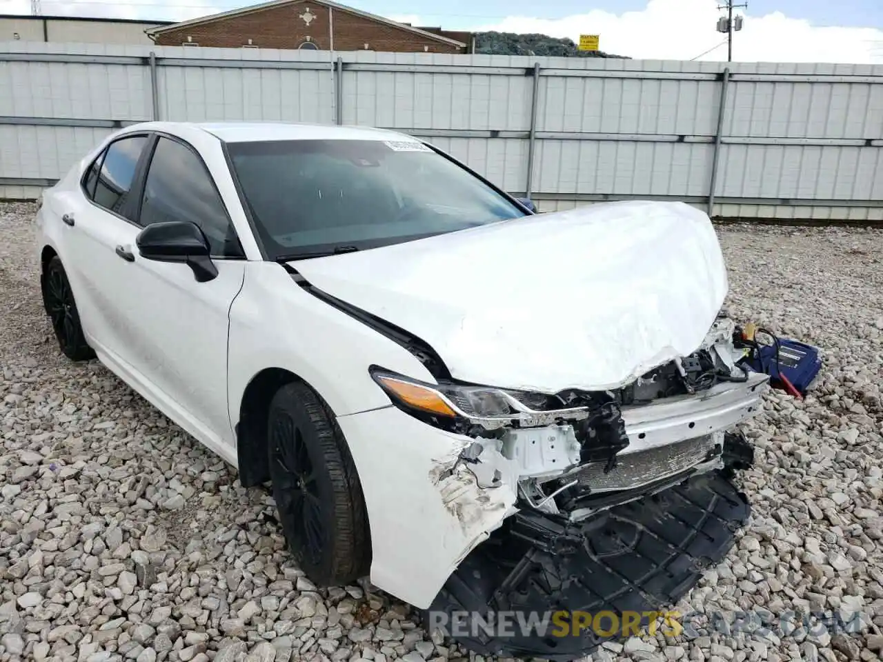 1 Photograph of a damaged car 4T1G11AK1LU383666 TOYOTA CAMRY 2020