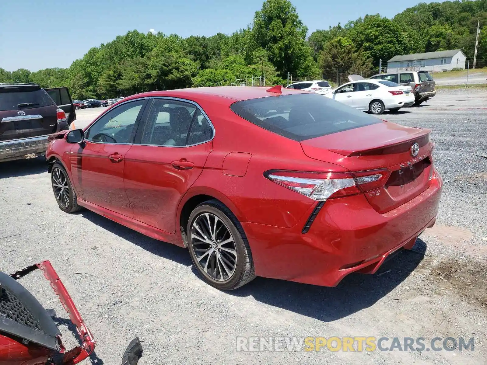 3 Photograph of a damaged car 4T1G11AK1LU385479 TOYOTA CAMRY 2020