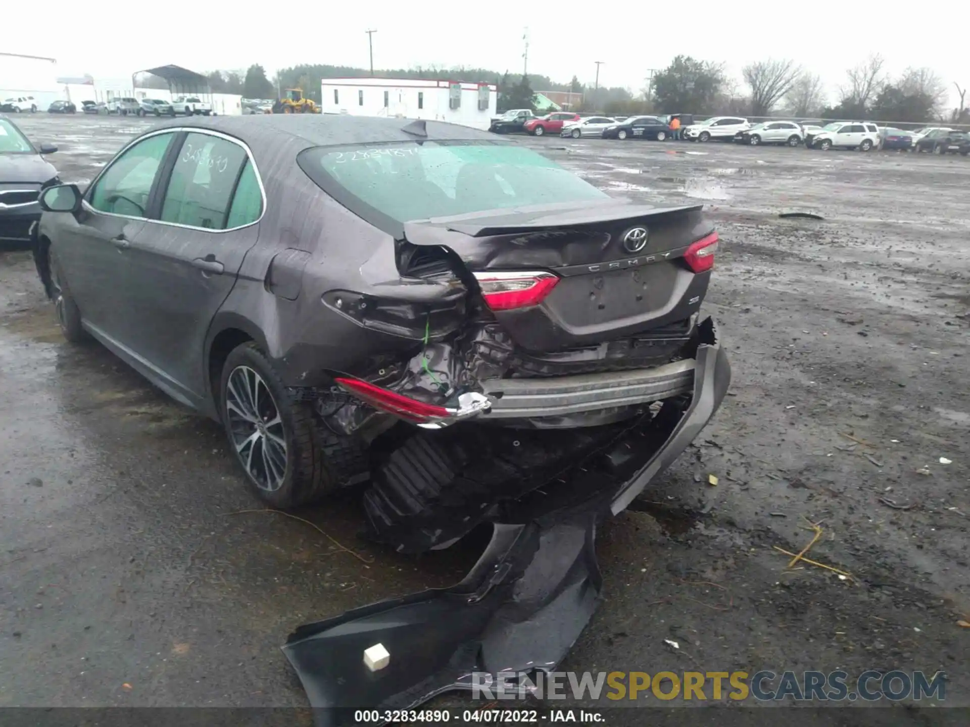 6 Photograph of a damaged car 4T1G11AK1LU388320 TOYOTA CAMRY 2020