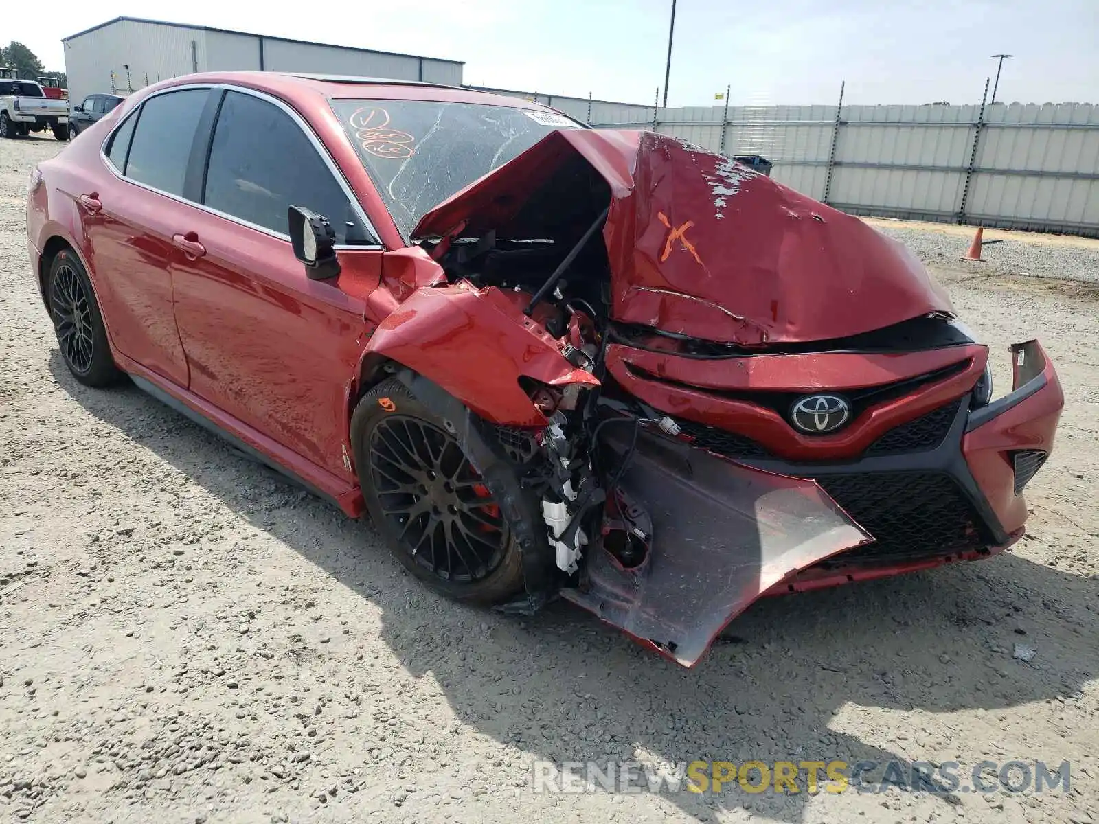 1 Photograph of a damaged car 4T1G11AK1LU398569 TOYOTA CAMRY 2020