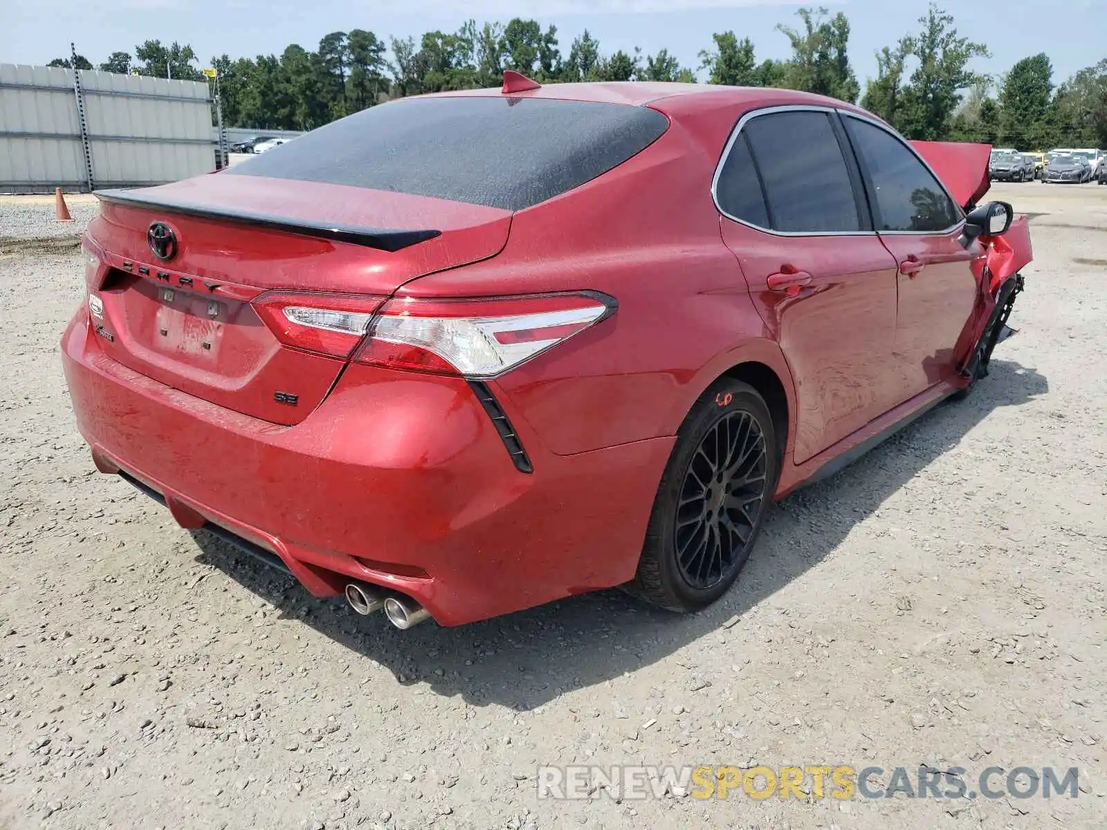 4 Photograph of a damaged car 4T1G11AK1LU398569 TOYOTA CAMRY 2020