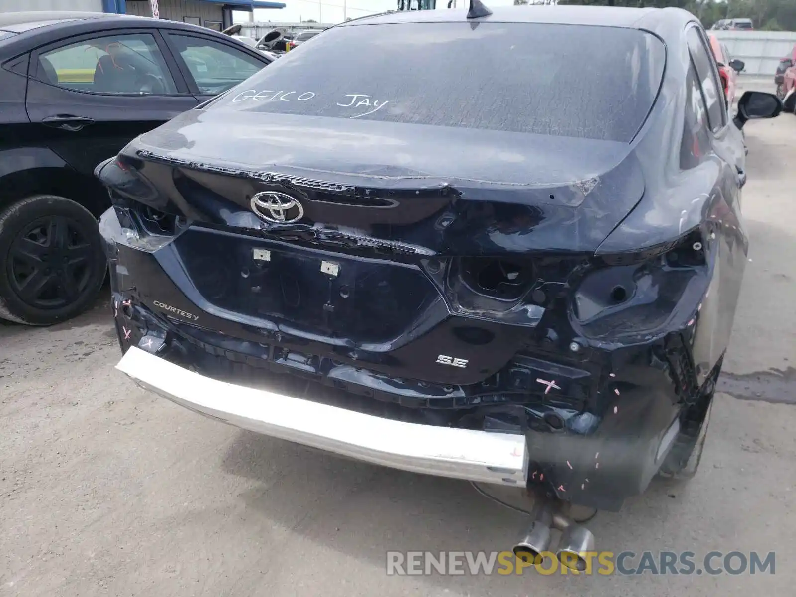 9 Photograph of a damaged car 4T1G11AK1LU867868 TOYOTA CAMRY 2020