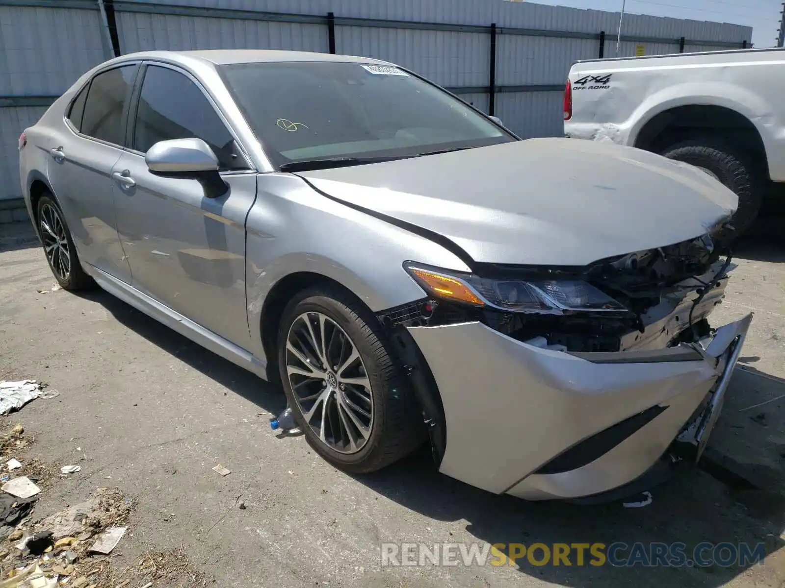 1 Photograph of a damaged car 4T1G11AK1LU871662 TOYOTA CAMRY 2020