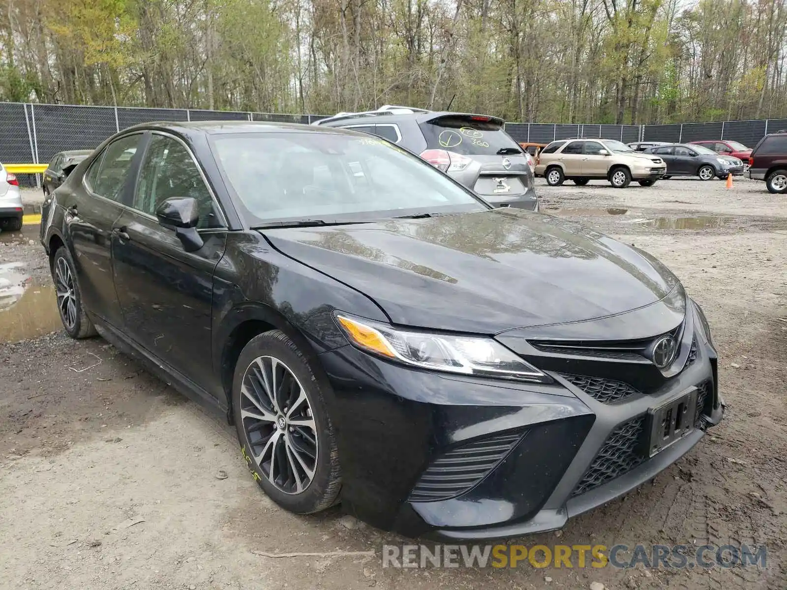 1 Photograph of a damaged car 4T1G11AK1LU879342 TOYOTA CAMRY 2020