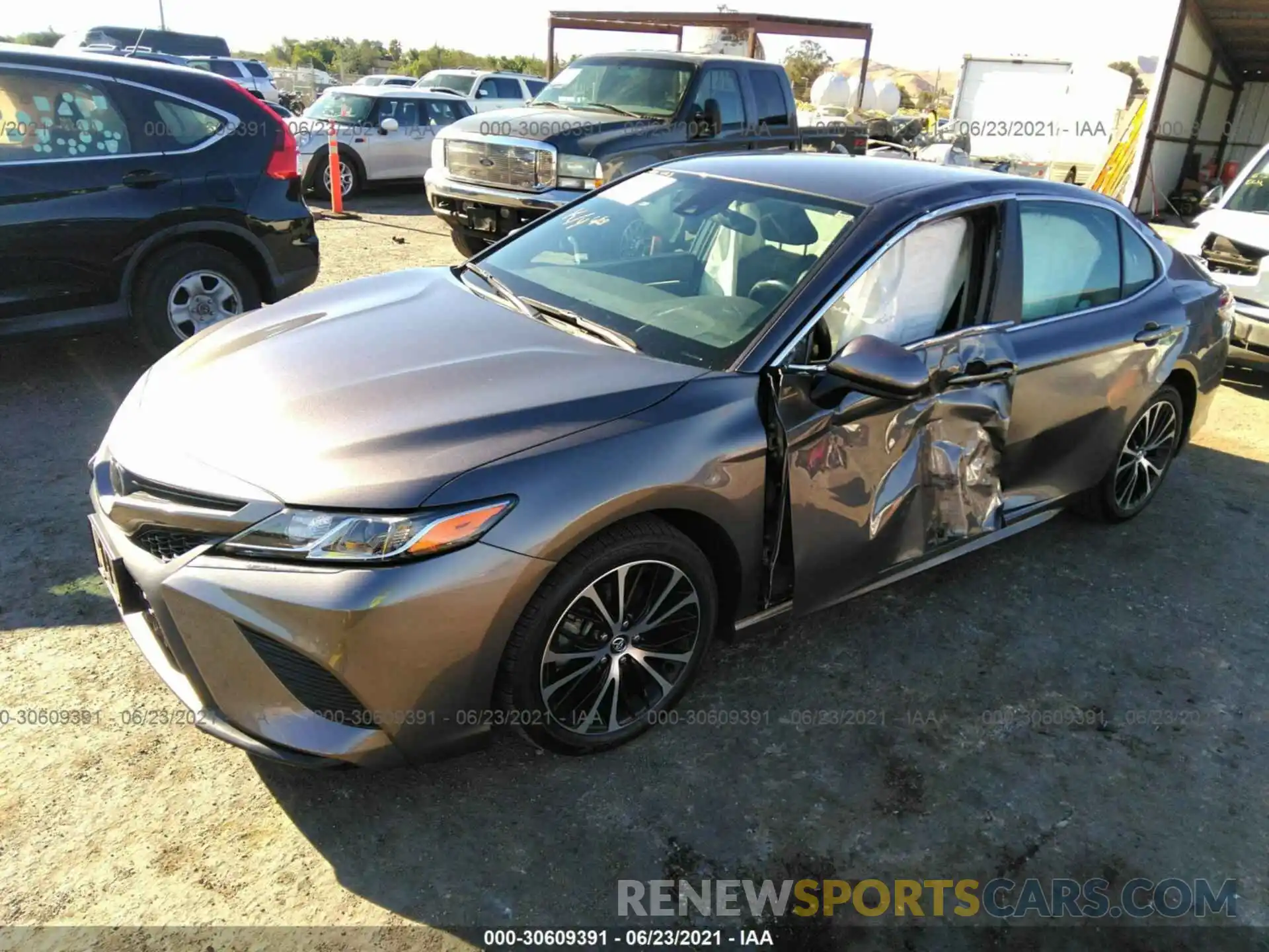 2 Photograph of a damaged car 4T1G11AK1LU879356 TOYOTA CAMRY 2020