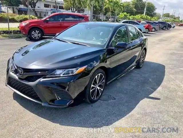 2 Photograph of a damaged car 4T1G11AK1LU884931 TOYOTA CAMRY 2020