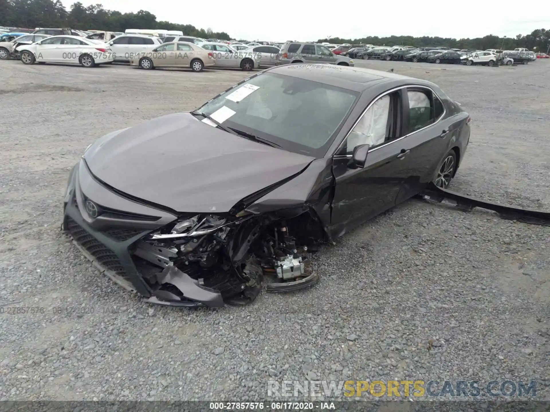 2 Photograph of a damaged car 4T1G11AK1LU886095 TOYOTA CAMRY 2020