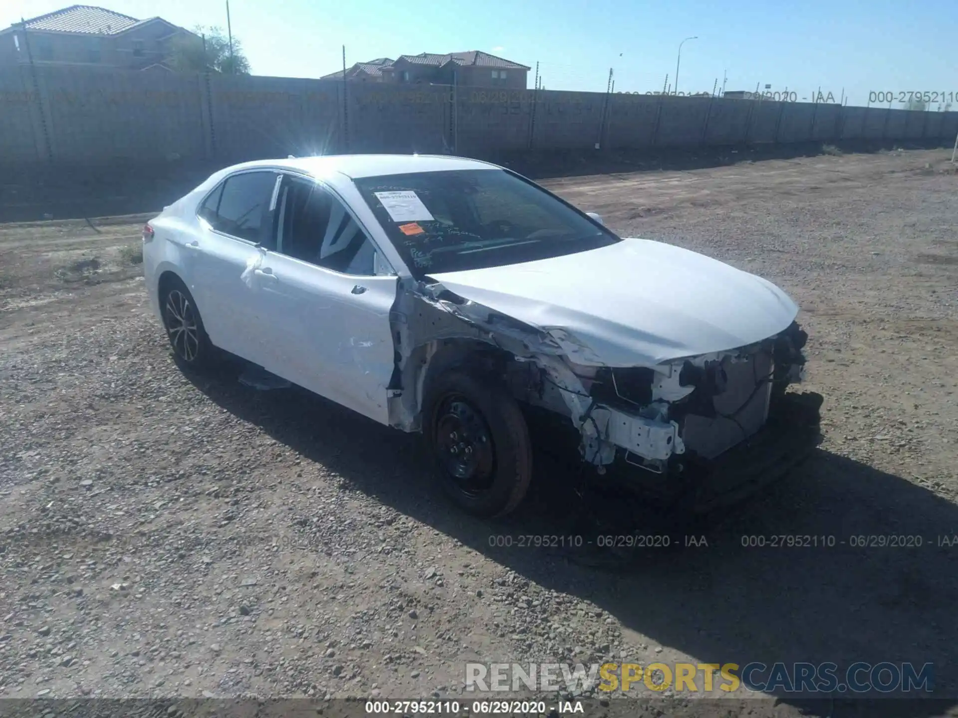 1 Photograph of a damaged car 4T1G11AK1LU888669 TOYOTA CAMRY 2020