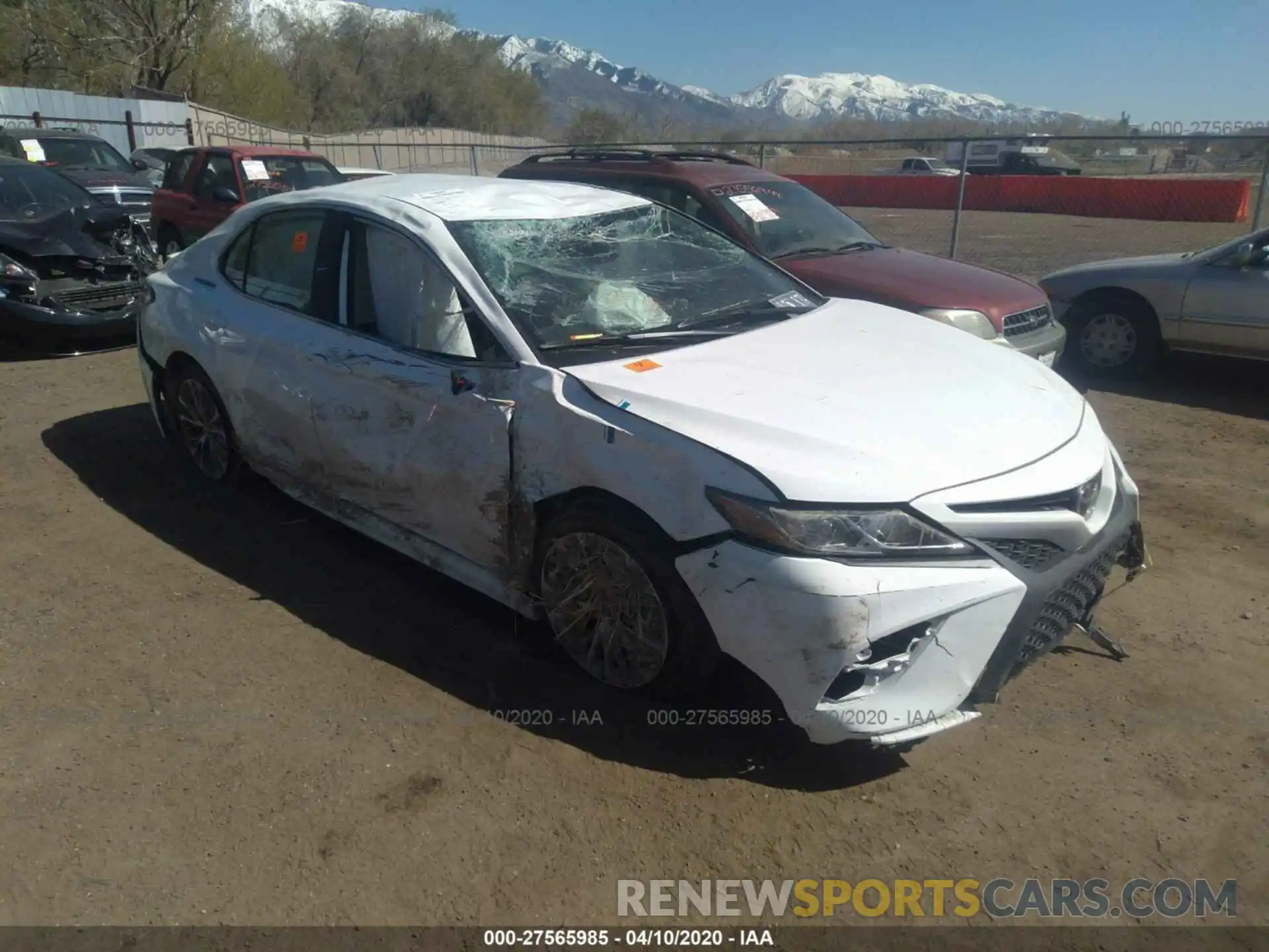 1 Photograph of a damaged car 4T1G11AK1LU894262 TOYOTA CAMRY 2020