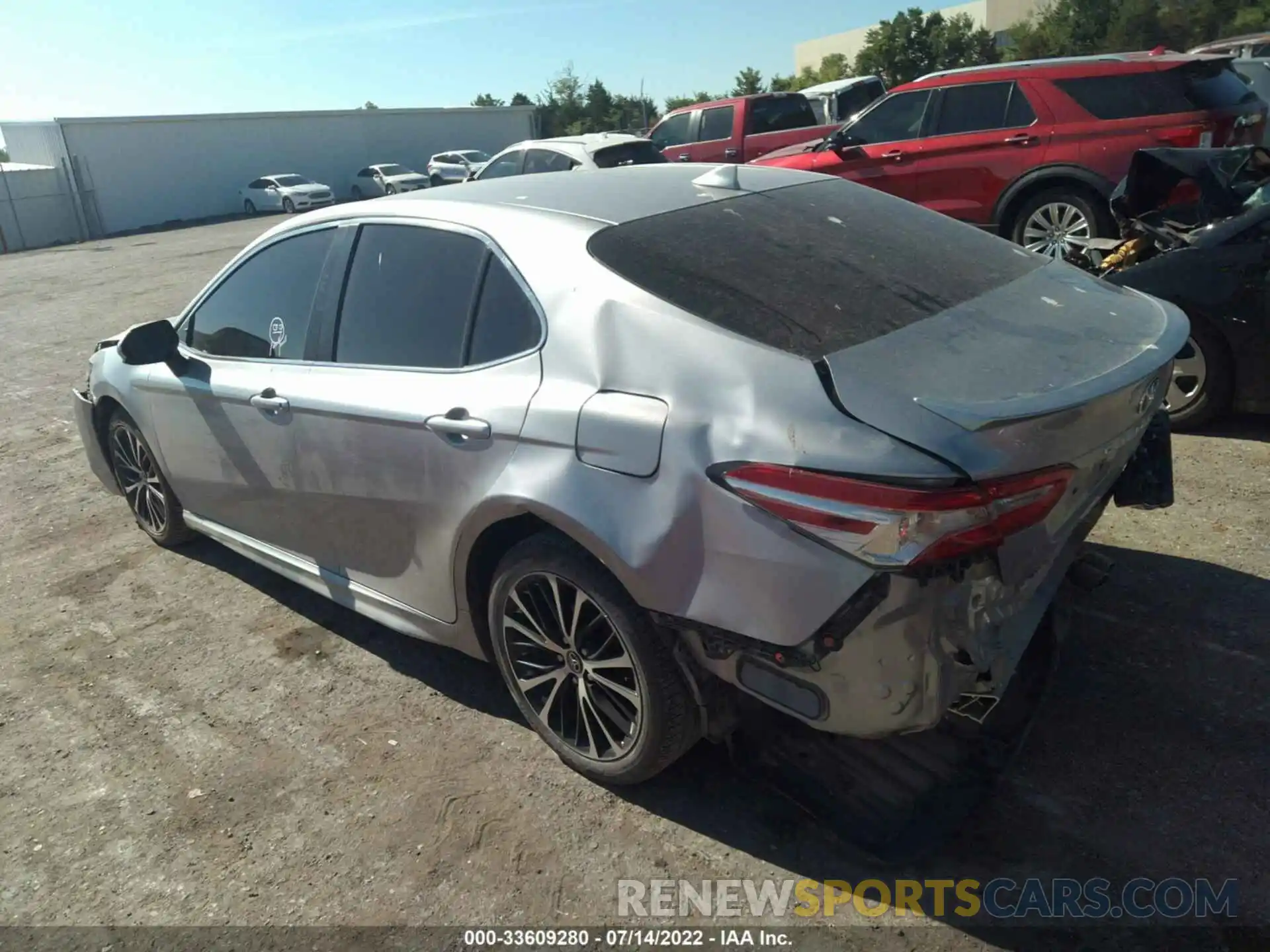 3 Photograph of a damaged car 4T1G11AK1LU898862 TOYOTA CAMRY 2020