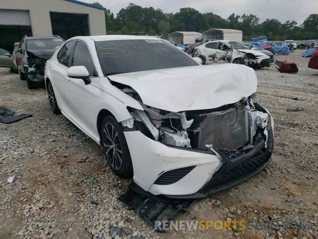 1 Photograph of a damaged car 4T1G11AK1LU900500 TOYOTA CAMRY 2020