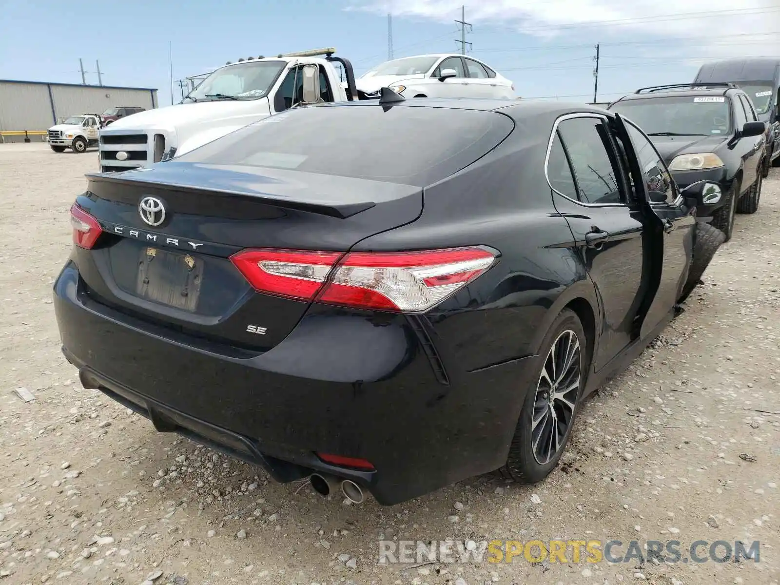 4 Photograph of a damaged car 4T1G11AK1LU907706 TOYOTA CAMRY 2020