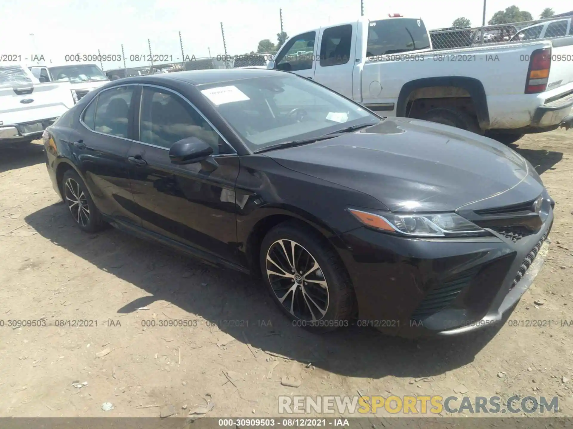 1 Photograph of a damaged car 4T1G11AK1LU908712 TOYOTA CAMRY 2020