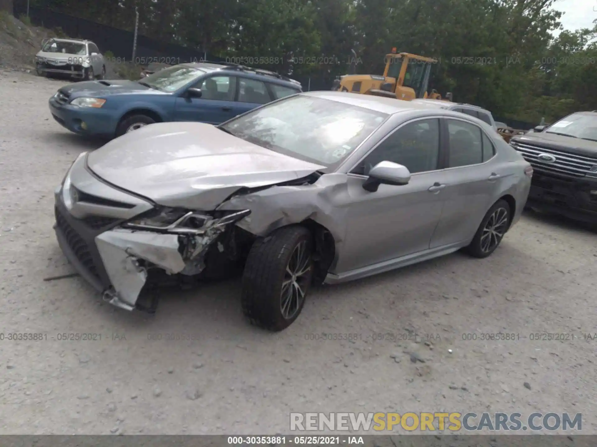 2 Photograph of a damaged car 4T1G11AK1LU912906 TOYOTA CAMRY 2020