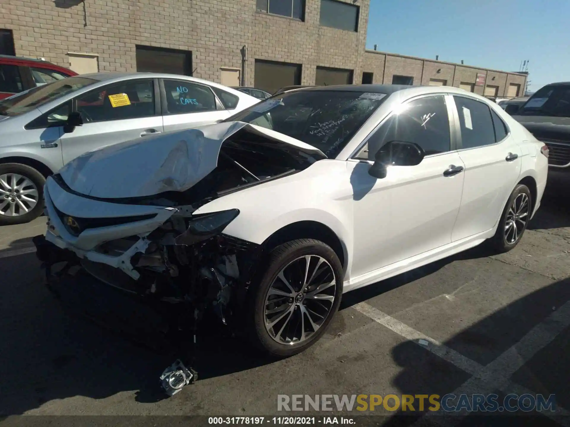 2 Photograph of a damaged car 4T1G11AK1LU913005 TOYOTA CAMRY 2020