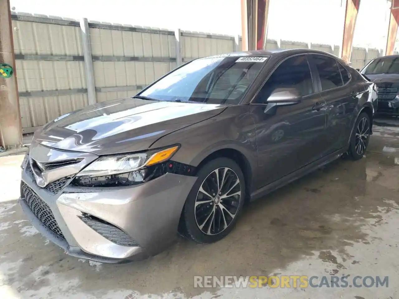 1 Photograph of a damaged car 4T1G11AK1LU913358 TOYOTA CAMRY 2020