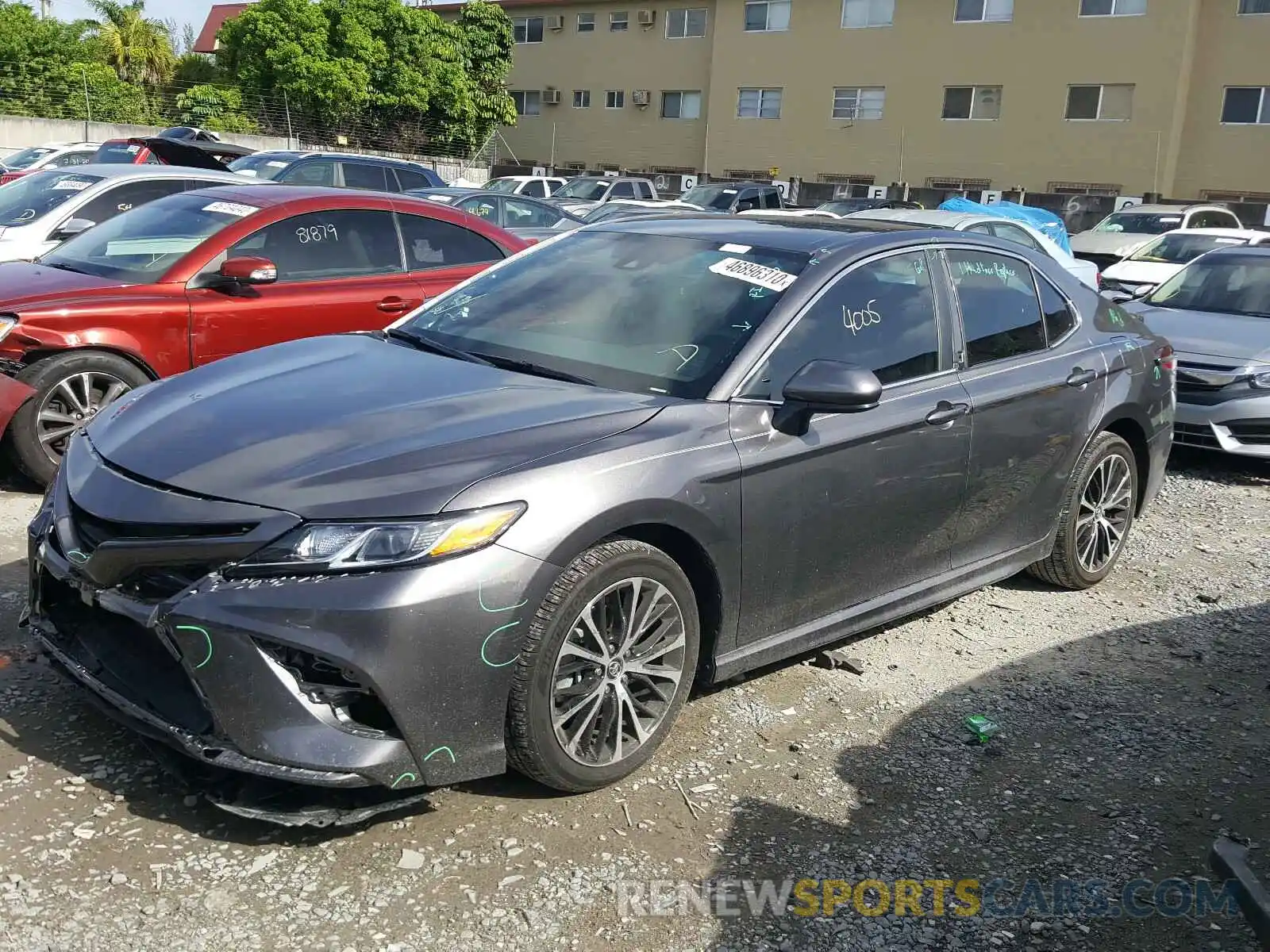 2 Photograph of a damaged car 4T1G11AK1LU920326 TOYOTA CAMRY 2020