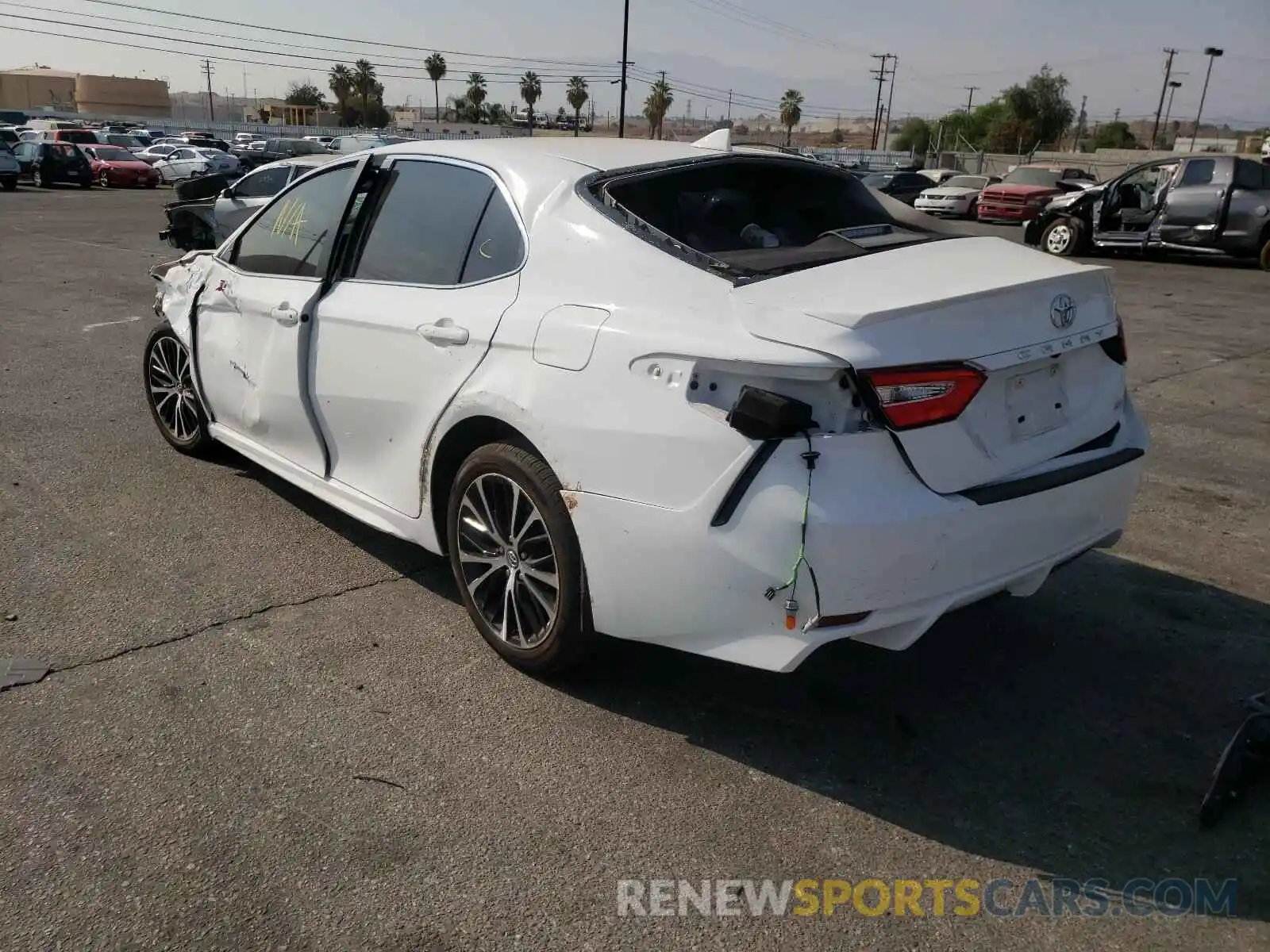 3 Photograph of a damaged car 4T1G11AK1LU920875 TOYOTA CAMRY 2020