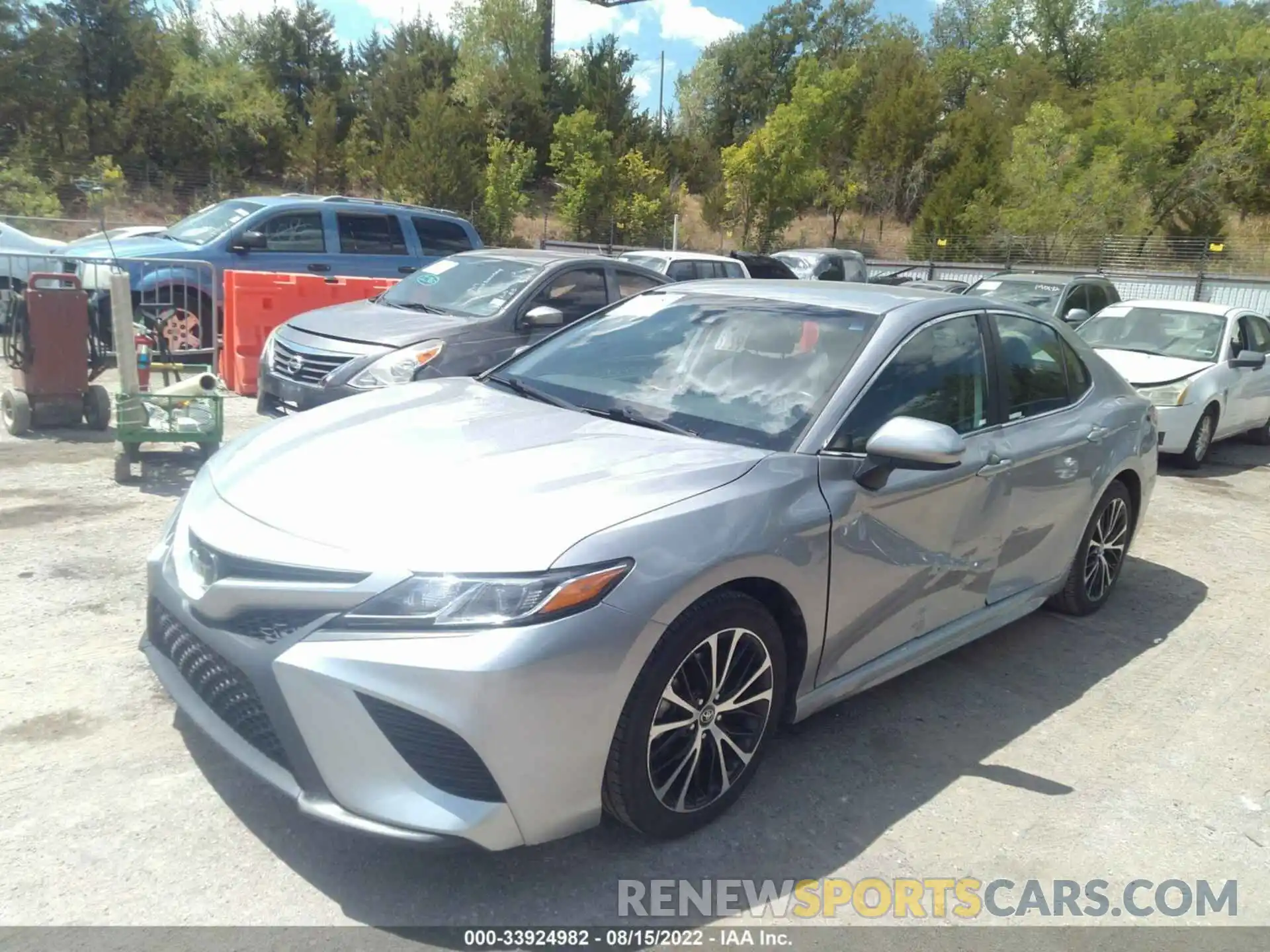 2 Photograph of a damaged car 4T1G11AK1LU922397 TOYOTA CAMRY 2020