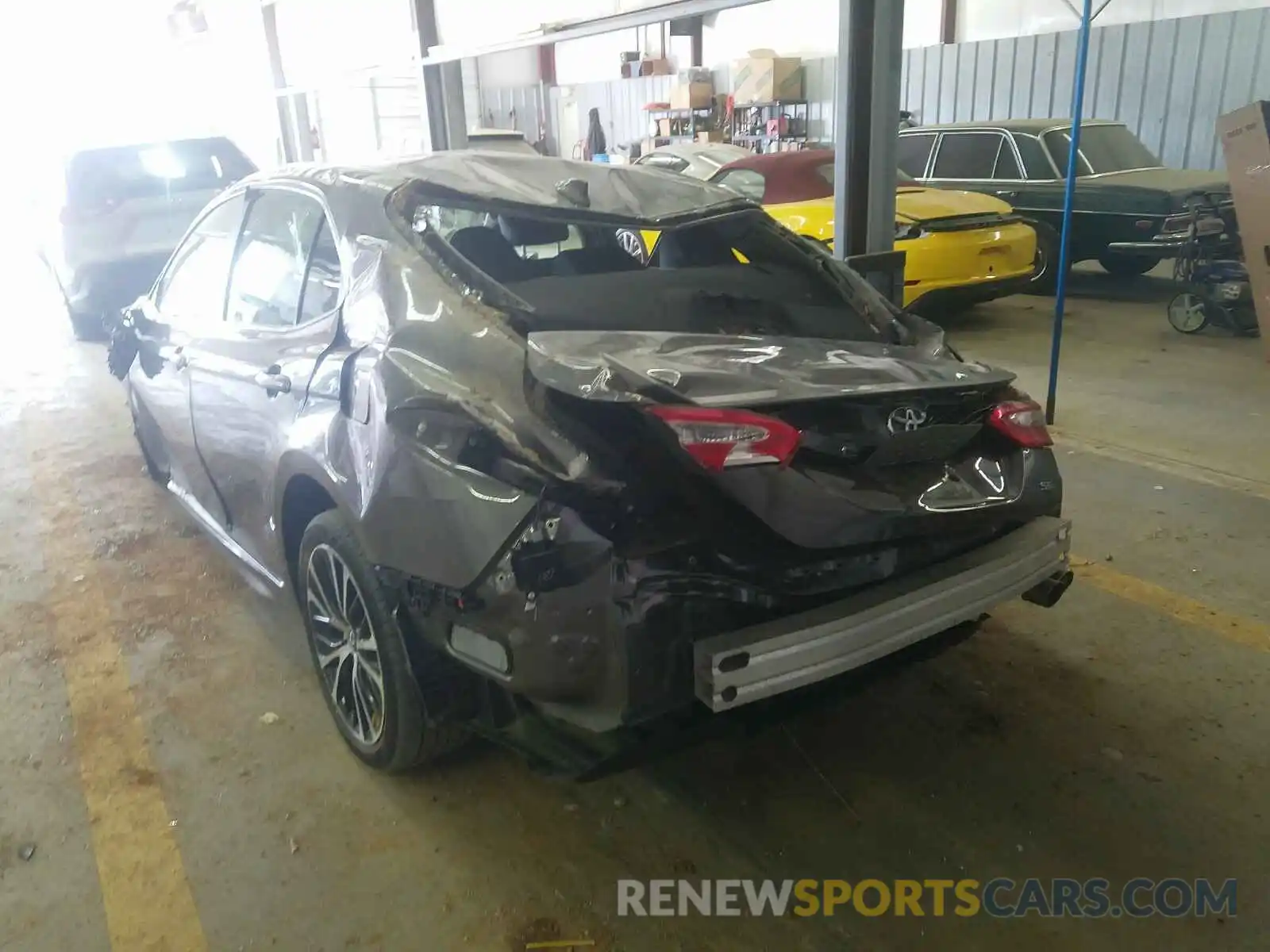 3 Photograph of a damaged car 4T1G11AK1LU925221 TOYOTA CAMRY 2020