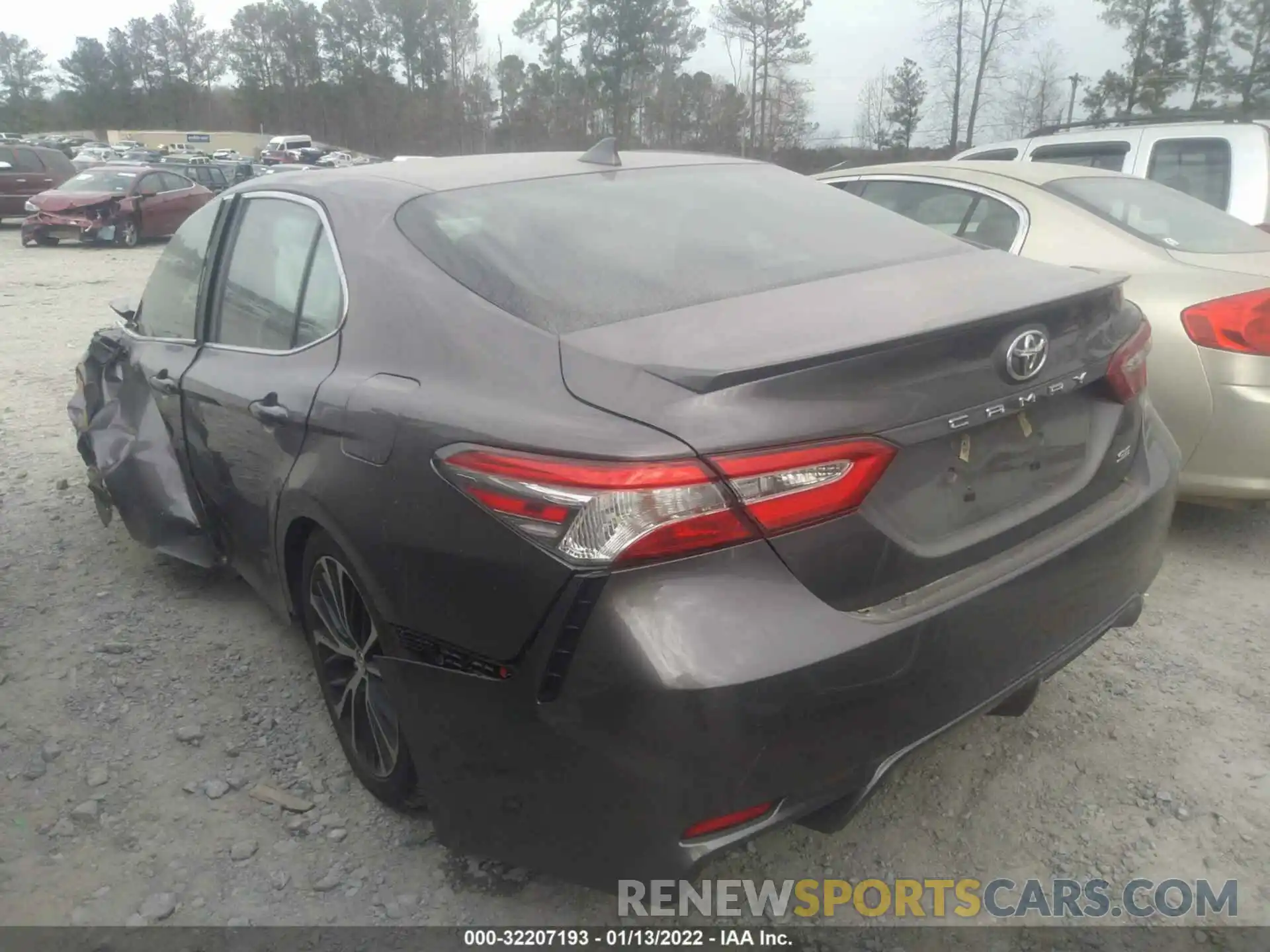 3 Photograph of a damaged car 4T1G11AK1LU929608 TOYOTA CAMRY 2020