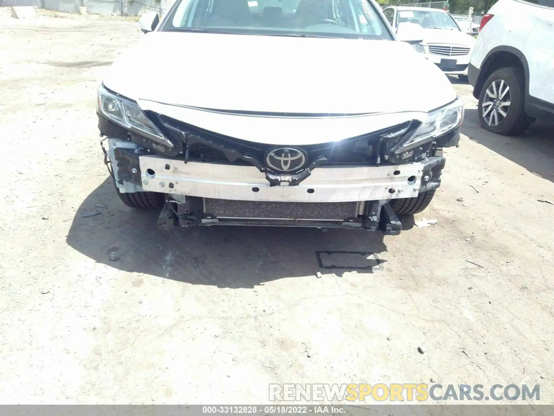 6 Photograph of a damaged car 4T1G11AK1LU932590 TOYOTA CAMRY 2020