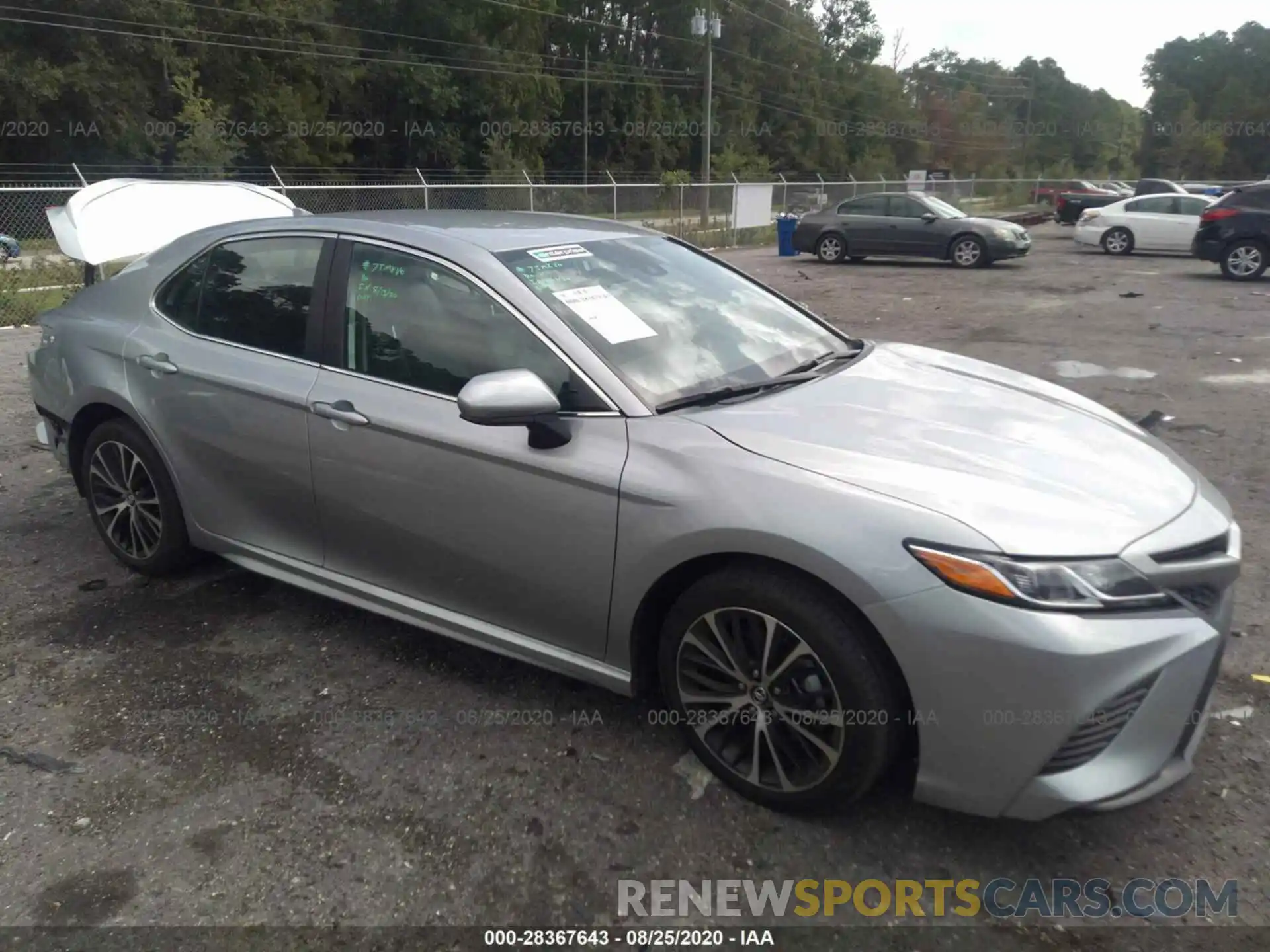 1 Photograph of a damaged car 4T1G11AK1LU939765 TOYOTA CAMRY 2020