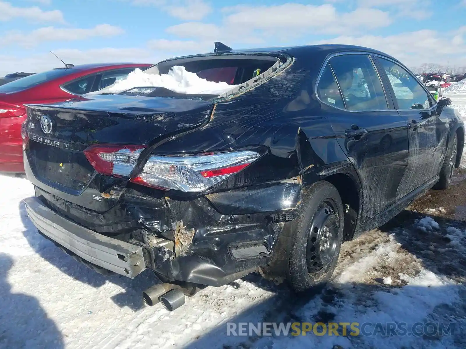 4 Photograph of a damaged car 4T1G11AK1LU942777 TOYOTA CAMRY 2020