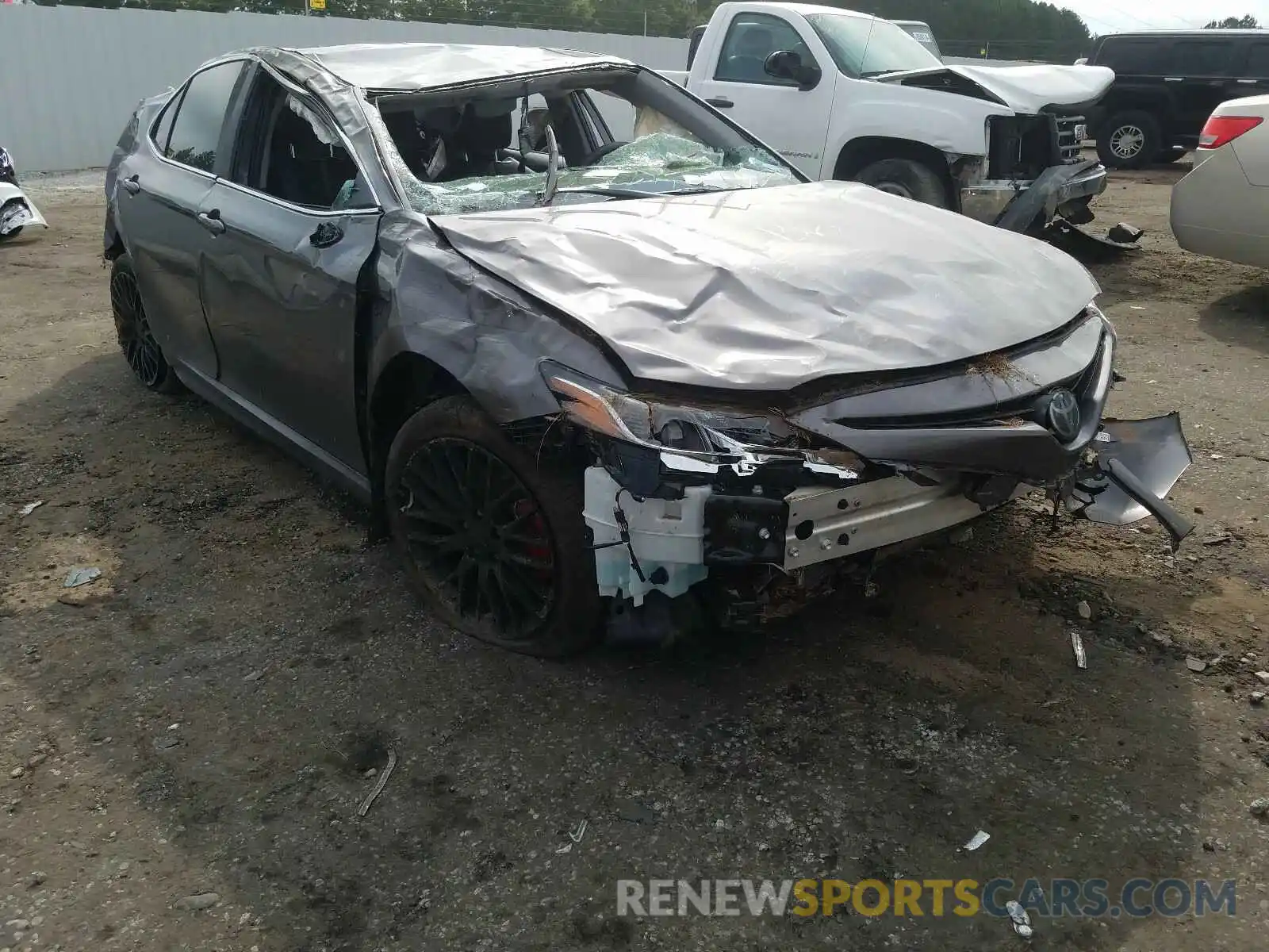 1 Photograph of a damaged car 4T1G11AK1LU946358 TOYOTA CAMRY 2020