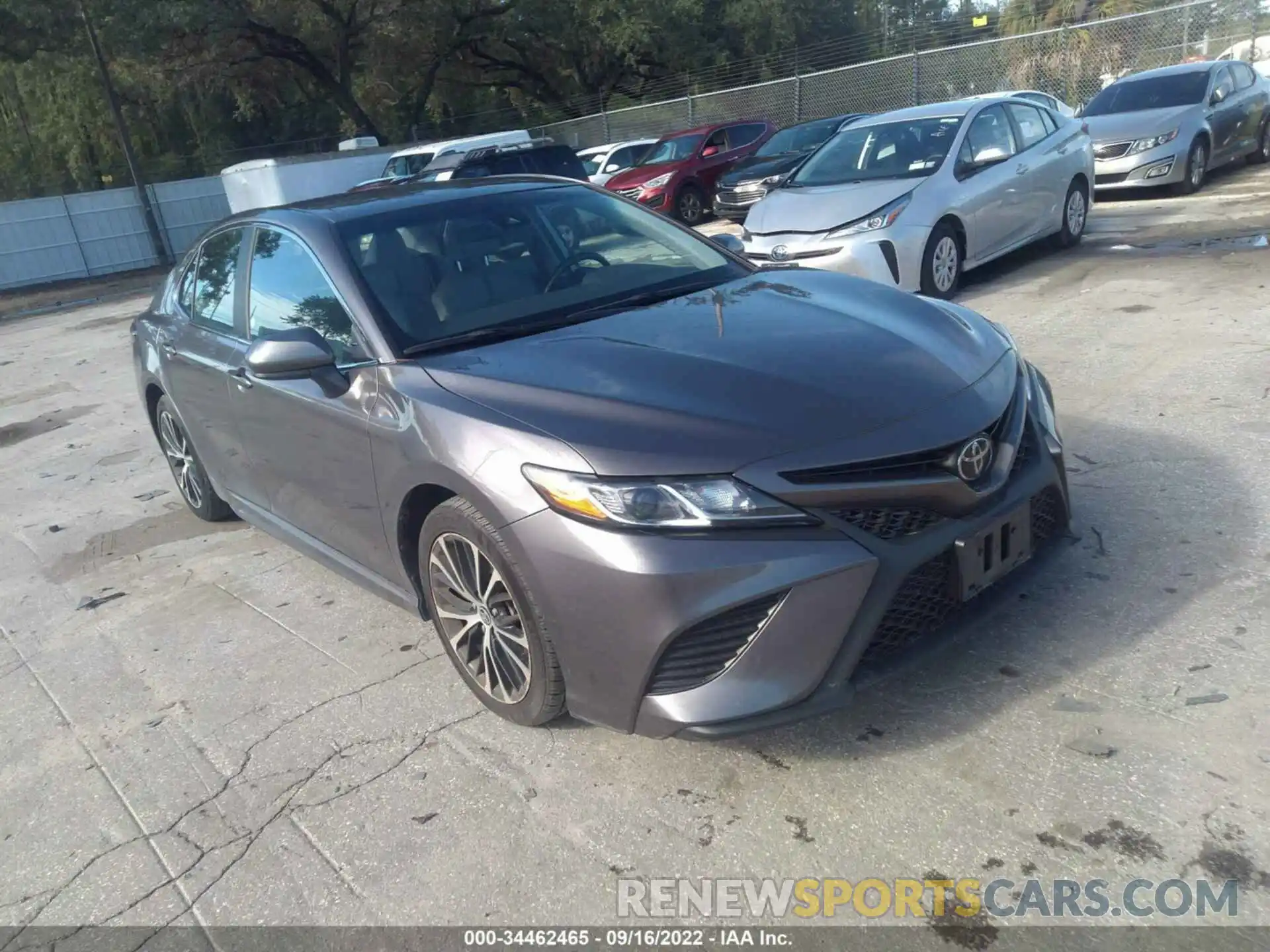 1 Photograph of a damaged car 4T1G11AK1LU946750 TOYOTA CAMRY 2020