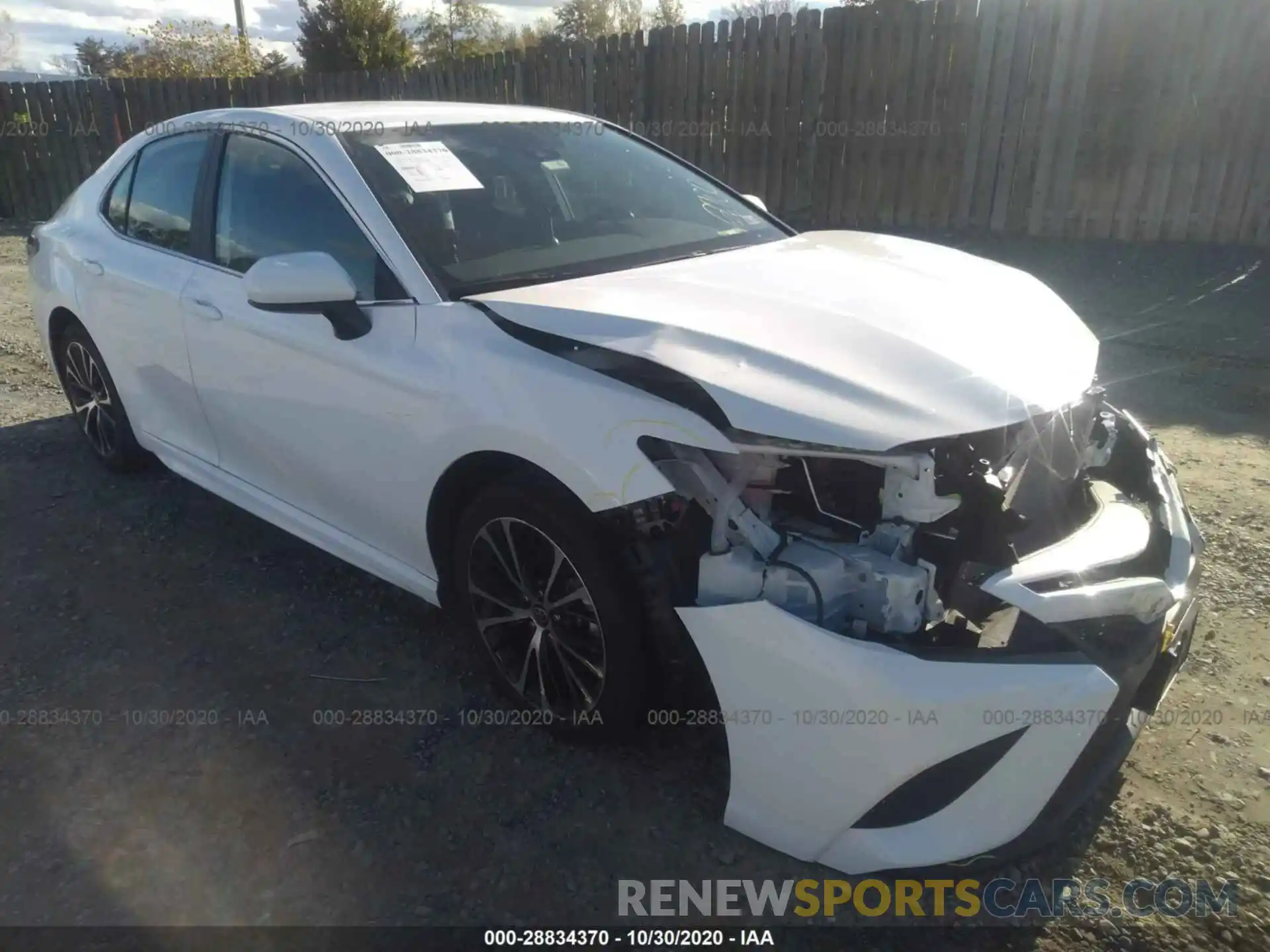 1 Photograph of a damaged car 4T1G11AK1LU947901 TOYOTA CAMRY 2020