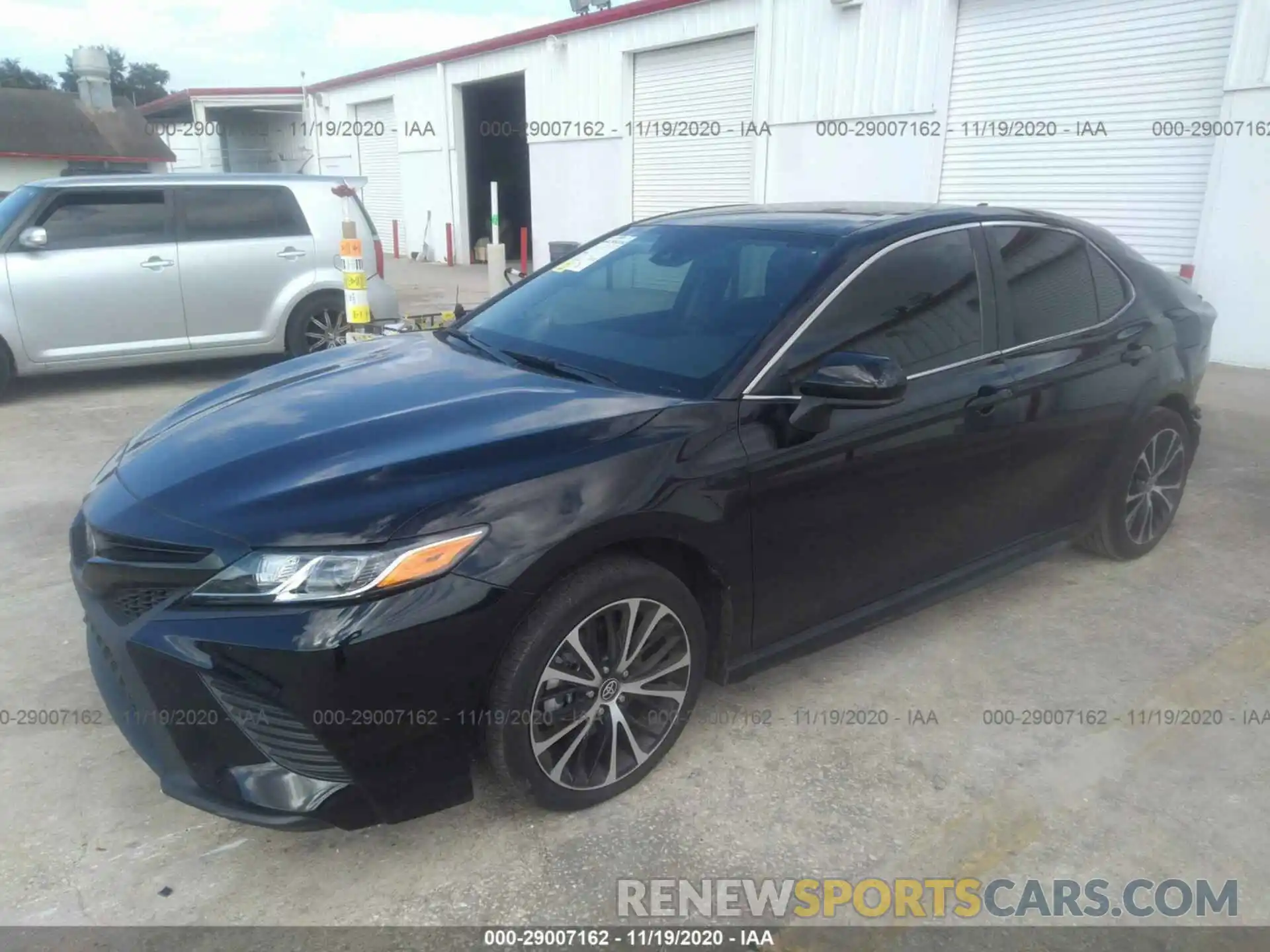 2 Photograph of a damaged car 4T1G11AK1LU948935 TOYOTA CAMRY 2020