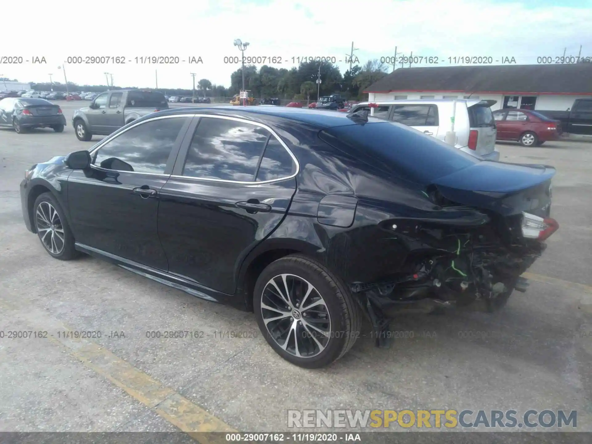 3 Photograph of a damaged car 4T1G11AK1LU948935 TOYOTA CAMRY 2020