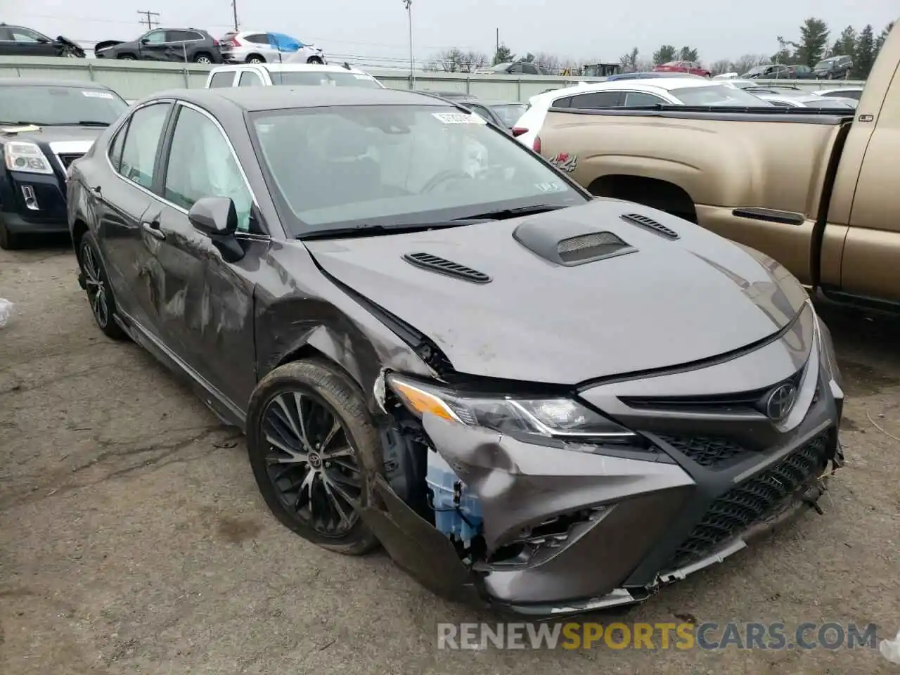 1 Photograph of a damaged car 4T1G11AK1LU968084 TOYOTA CAMRY 2020